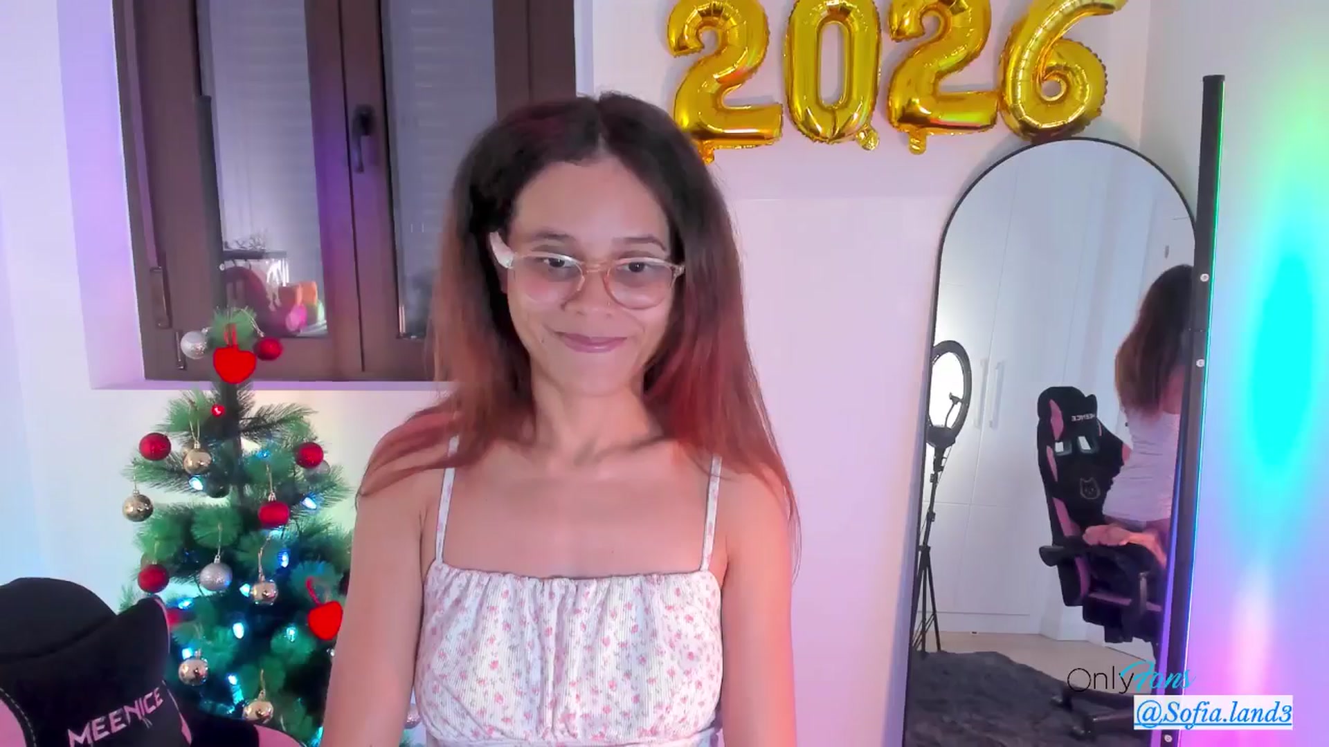Gallery image thumbnail from pamela_land's myfreecams stream on, 01/05/2026, 11:01 image 8 of 20