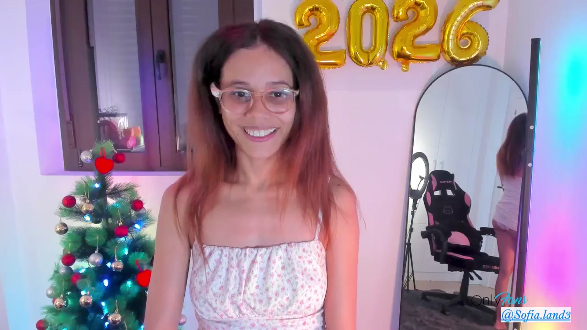 Gallery image thumbnail from pamela_land's myfreecams stream on, 01/05/2026, 11:01 image 16 of 20