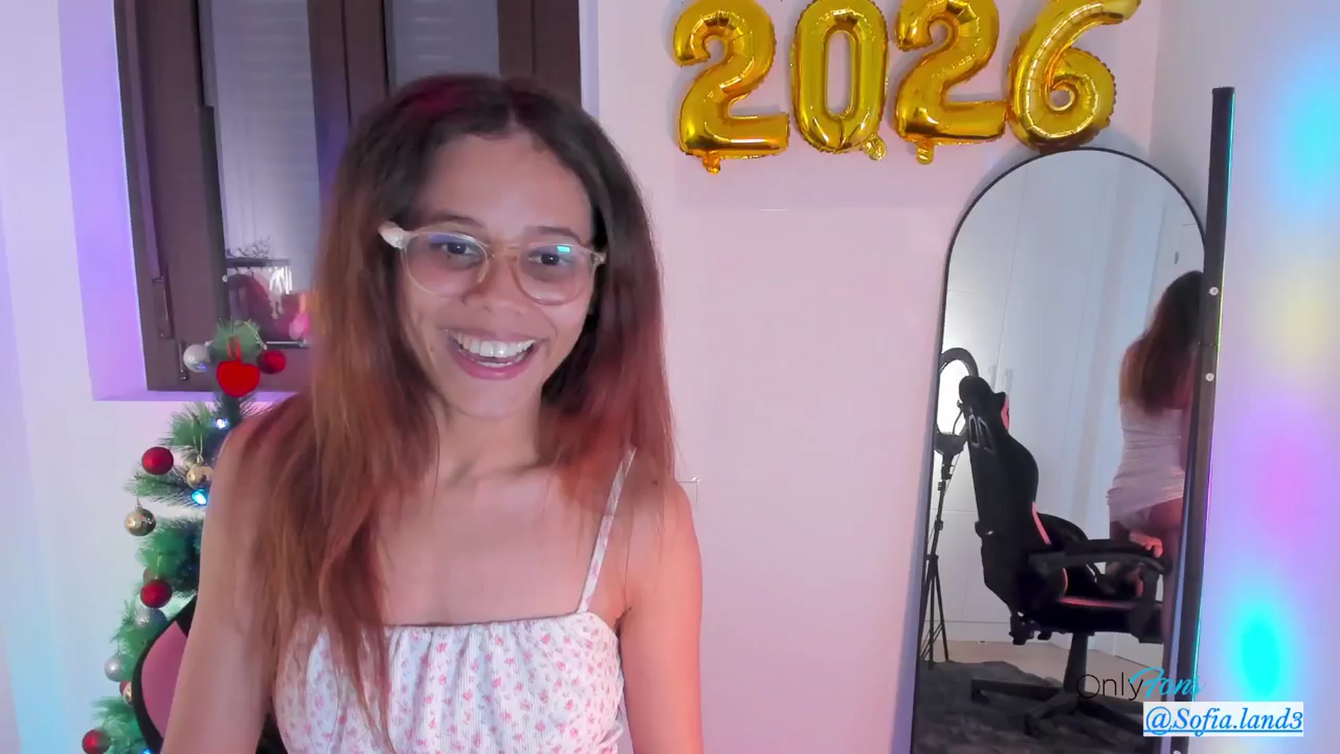 Gallery image thumbnail from pamela_land's myfreecams stream on, 01/05/2026, 11:01 image 18 of 20
