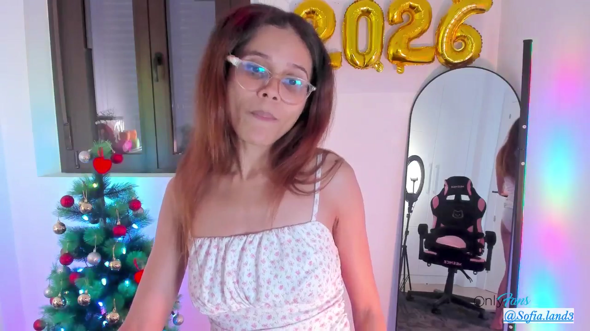 Gallery image thumbnail from pamela_land's myfreecams stream on, 01/05/2026, 11:37 image 8 of 20
