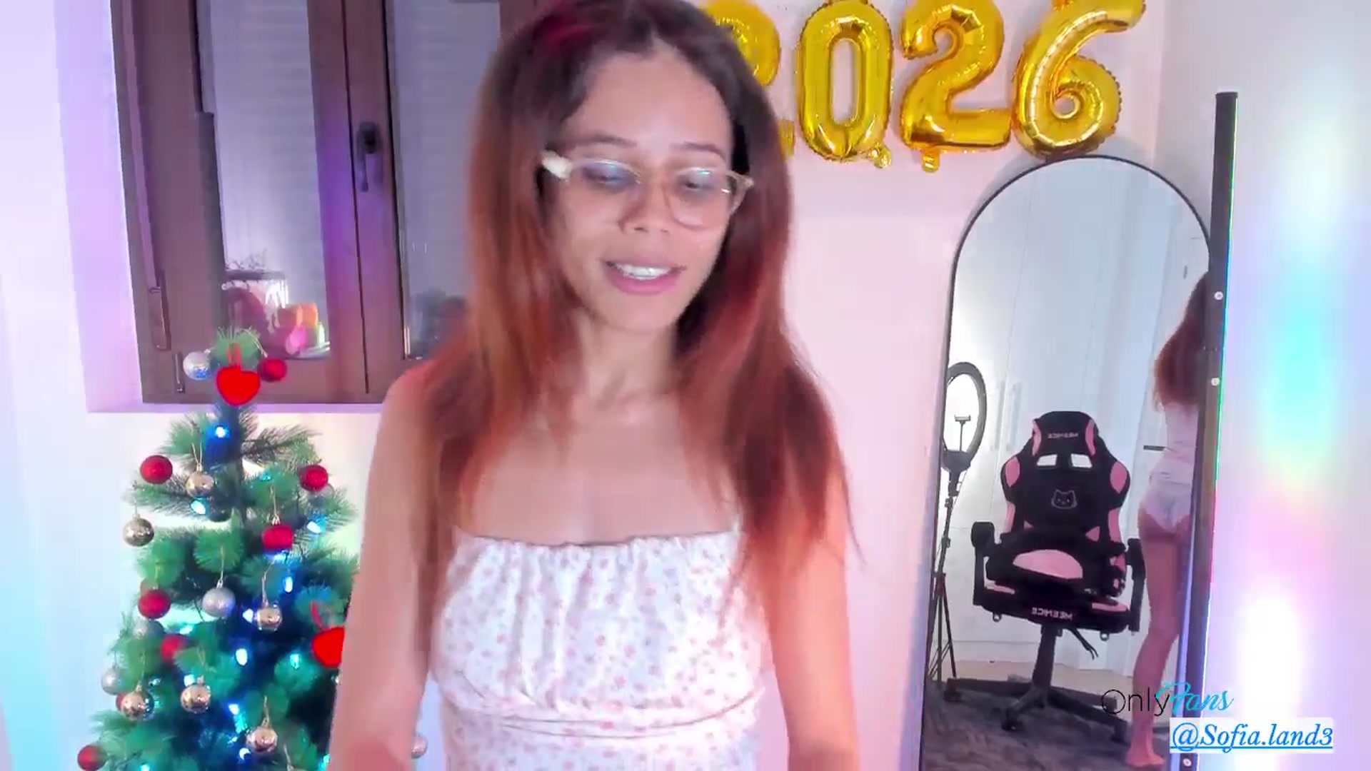 Gallery image thumbnail from pamela_land's myfreecams stream on, 01/05/2026, 11:37 image 7 of 20