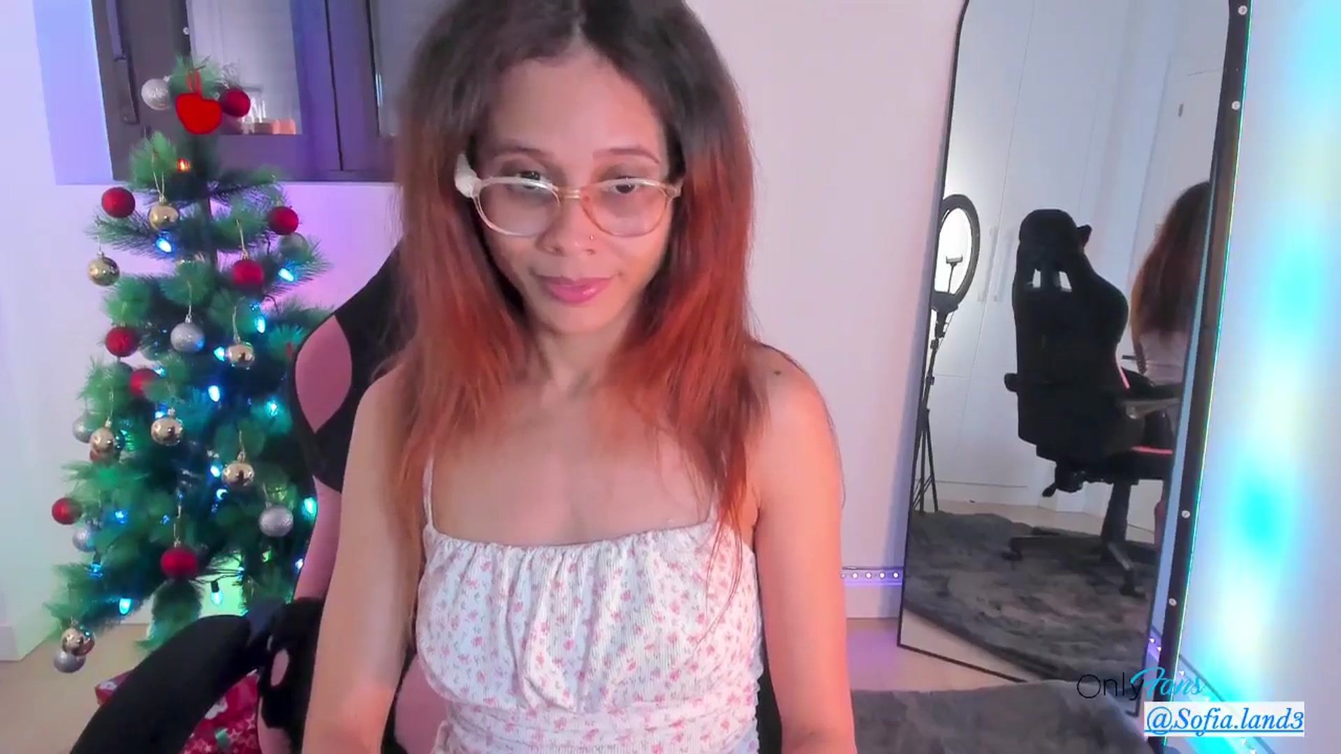 Gallery image thumbnail from pamela_land's myfreecams stream on, 01/05/2026, 11:37 image 14 of 20