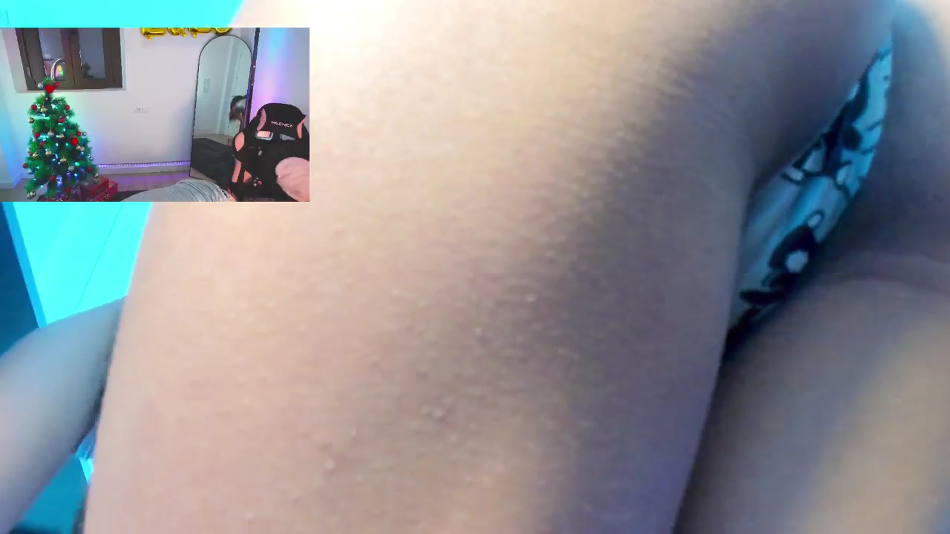 Gallery image thumbnail from pamela_land's myfreecams stream on, 01/08/2026, 20:20 image 15 of 20