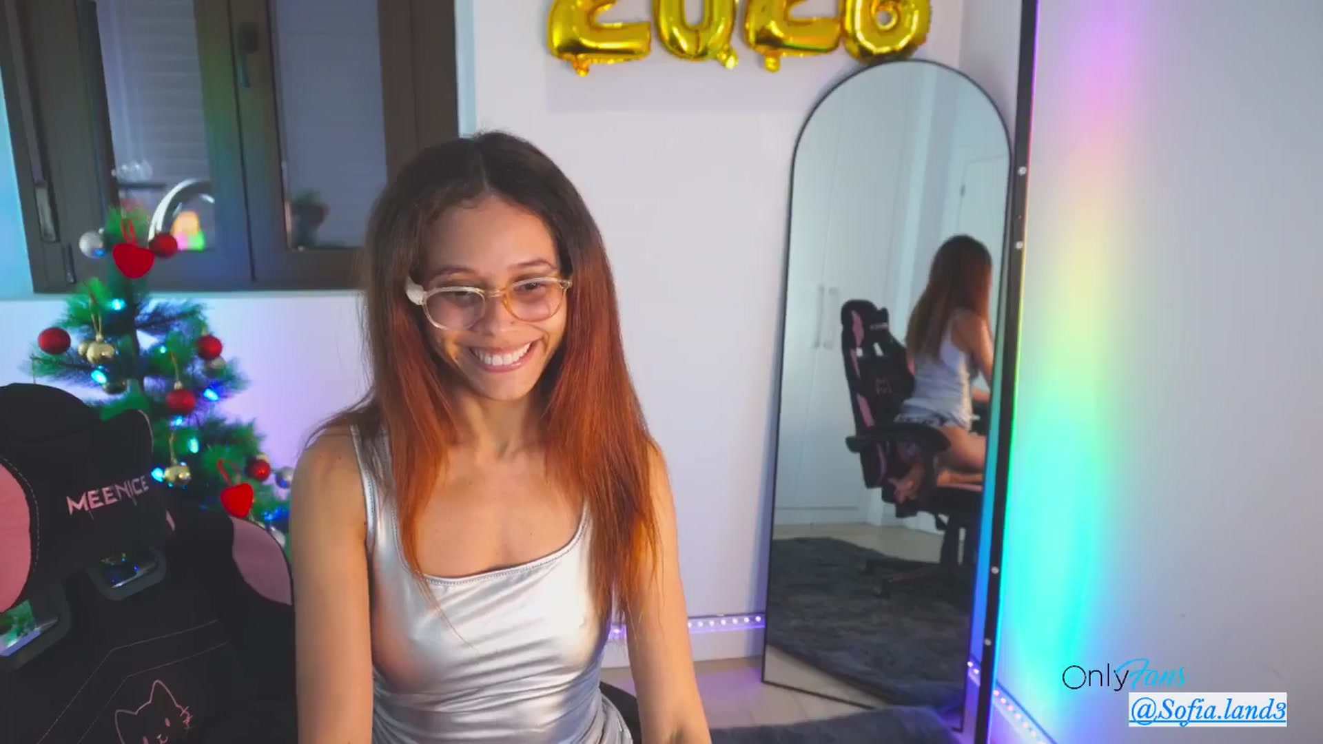 Gallery image thumbnail from pamela_land's myfreecams stream on, 01/08/2026, 20:56 image 18 of 20
