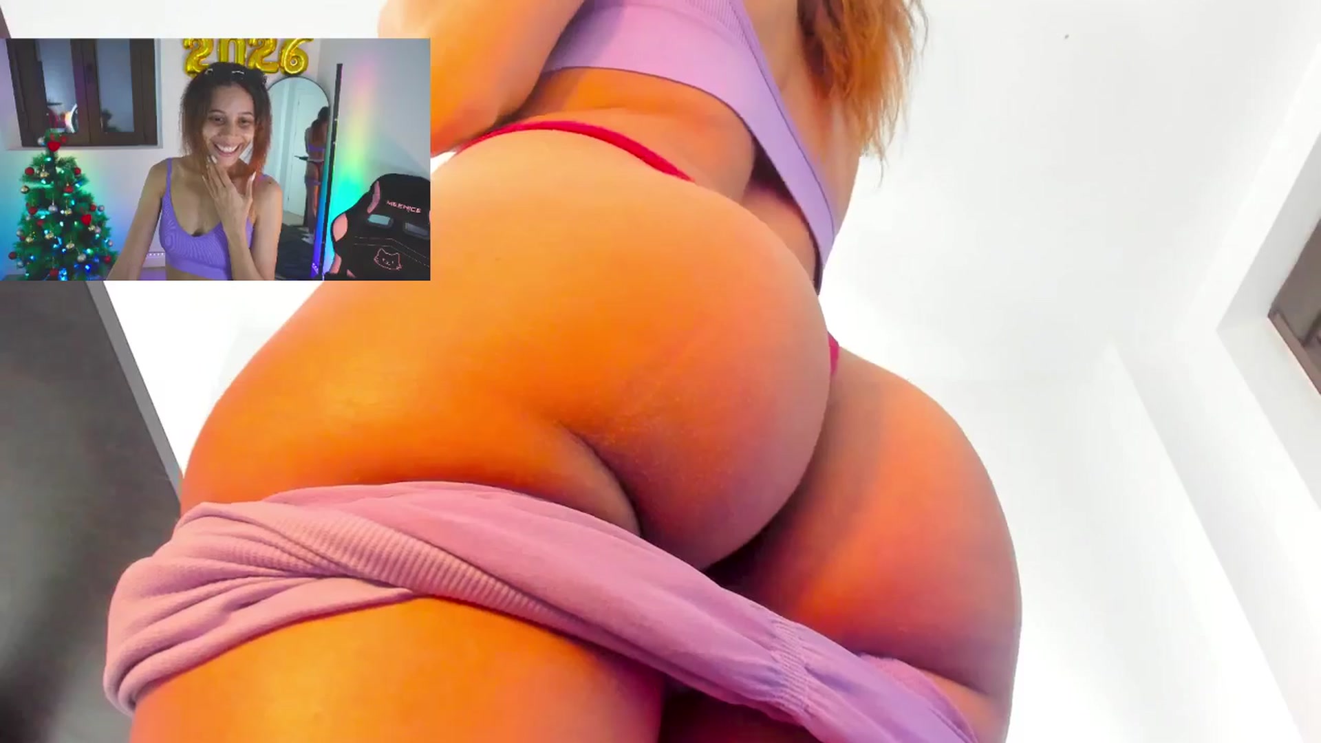 Gallery image thumbnail from pamela_land's myfreecams stream on, 01/14/2026, 20:30 image 6 of 20