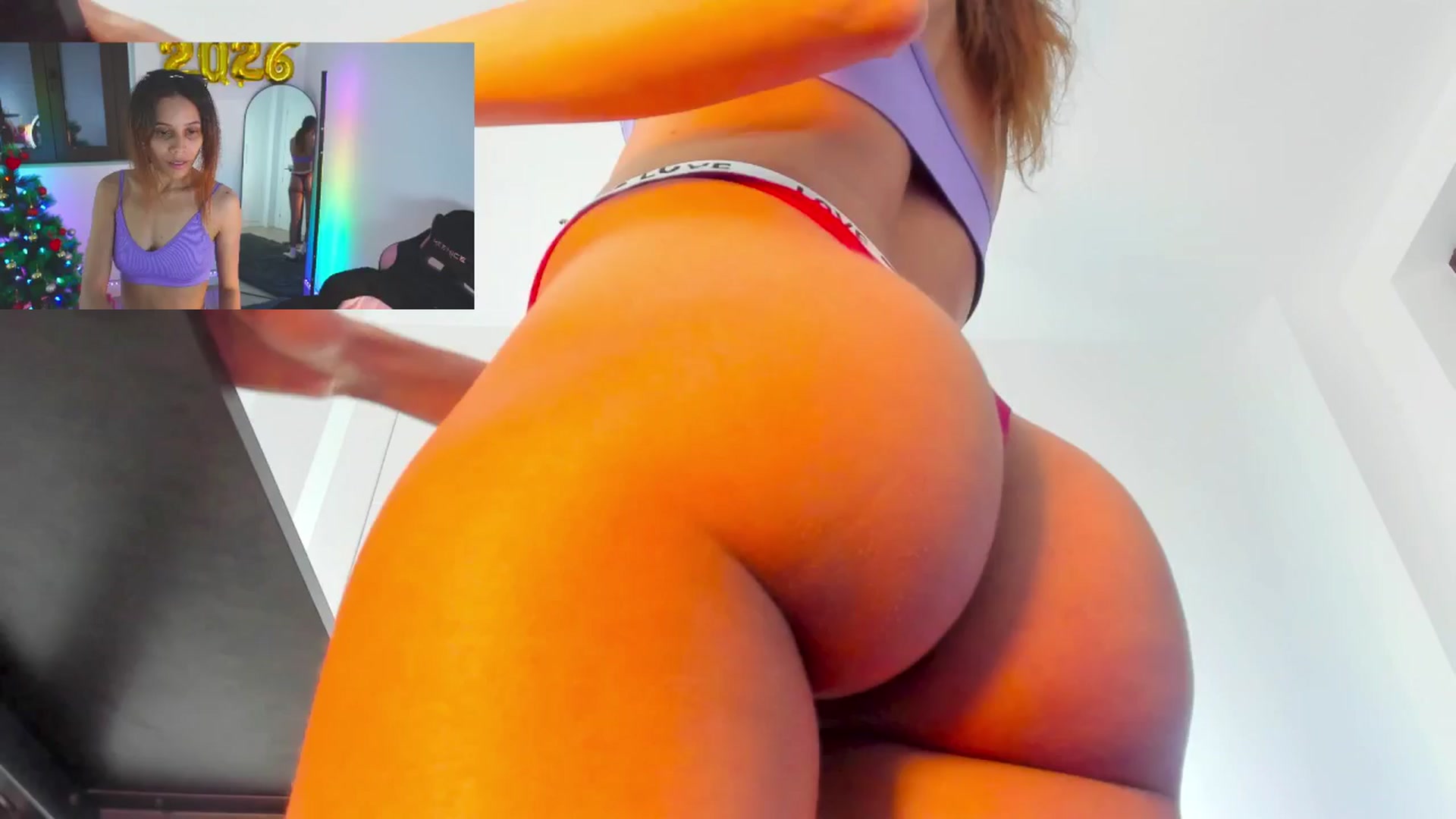 Gallery image thumbnail from pamela_land's myfreecams stream on, 01/14/2026, 20:51 image 12 of 20