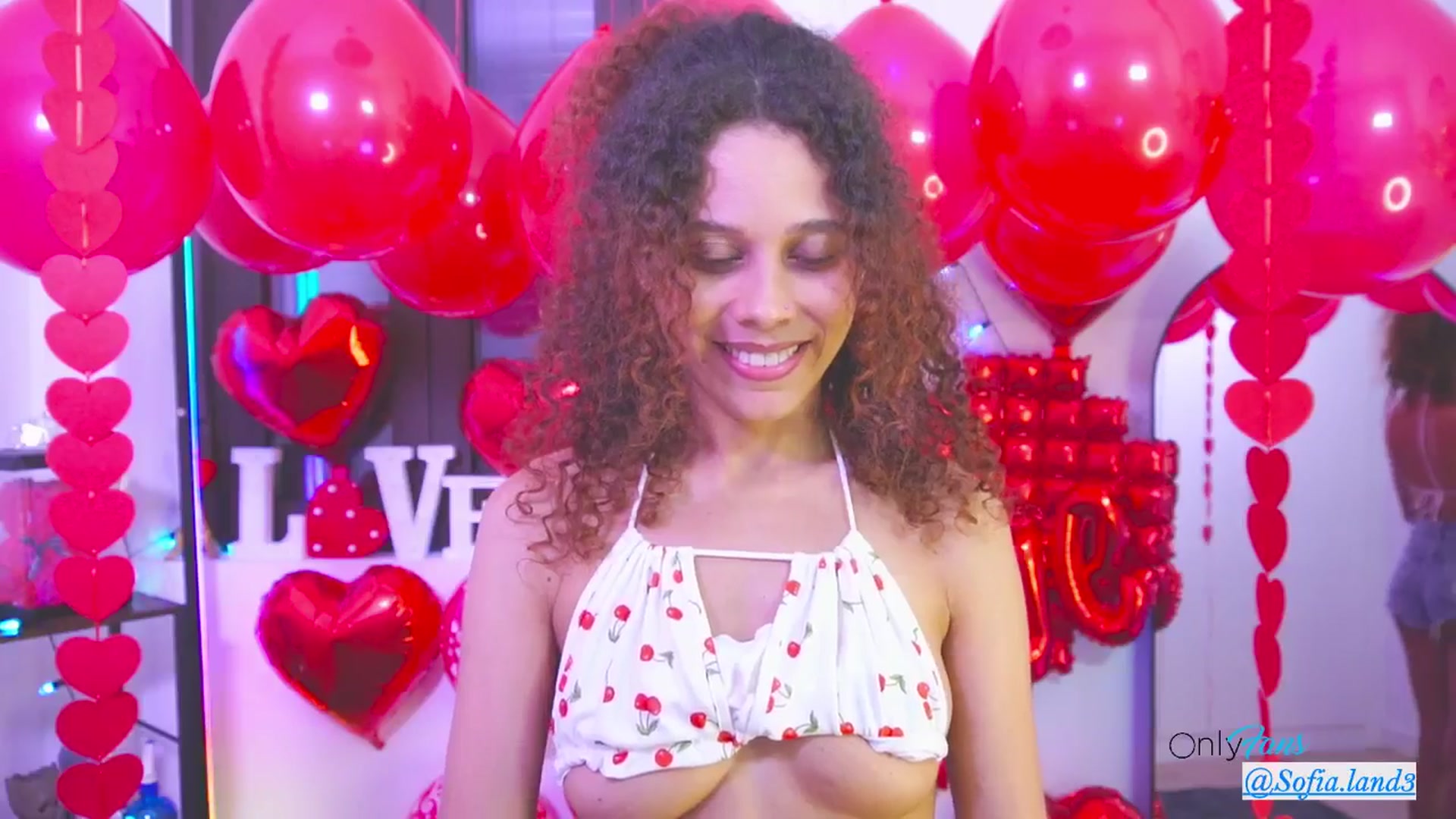 Gallery image thumbnail from pamela_land's myfreecams stream on, 02/14/2026, 22:39 image 2 of 20