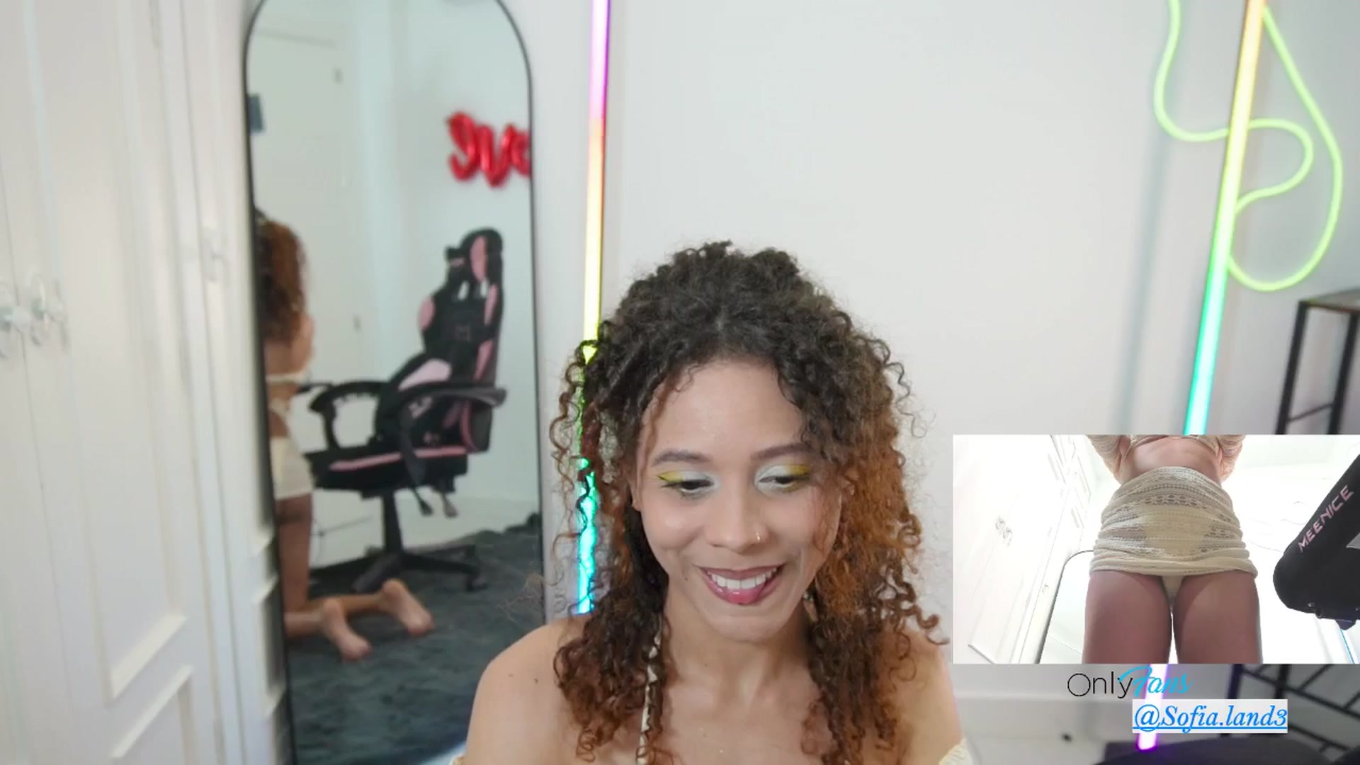 Gallery image thumbnail from pamela_land's myfreecams stream on, 04/08/2026, 20:58 image 9 of 20
