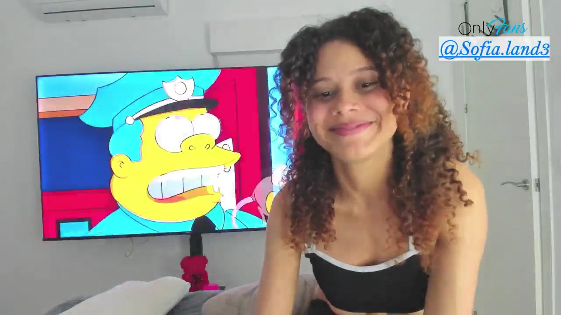 Gallery image thumbnail from pamela_land's myfreecams stream on, 04/25/2026, 23:07 image 7 of 20