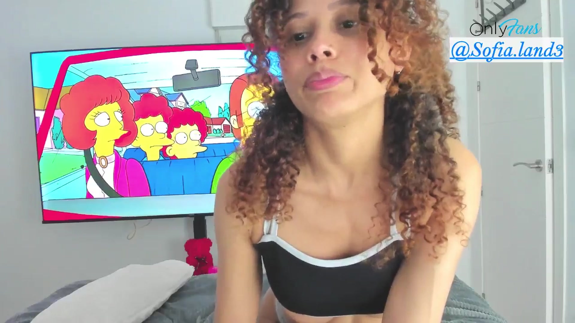 Gallery image thumbnail from pamela_land's myfreecams stream on, 04/25/2026, 23:07 image 8 of 20