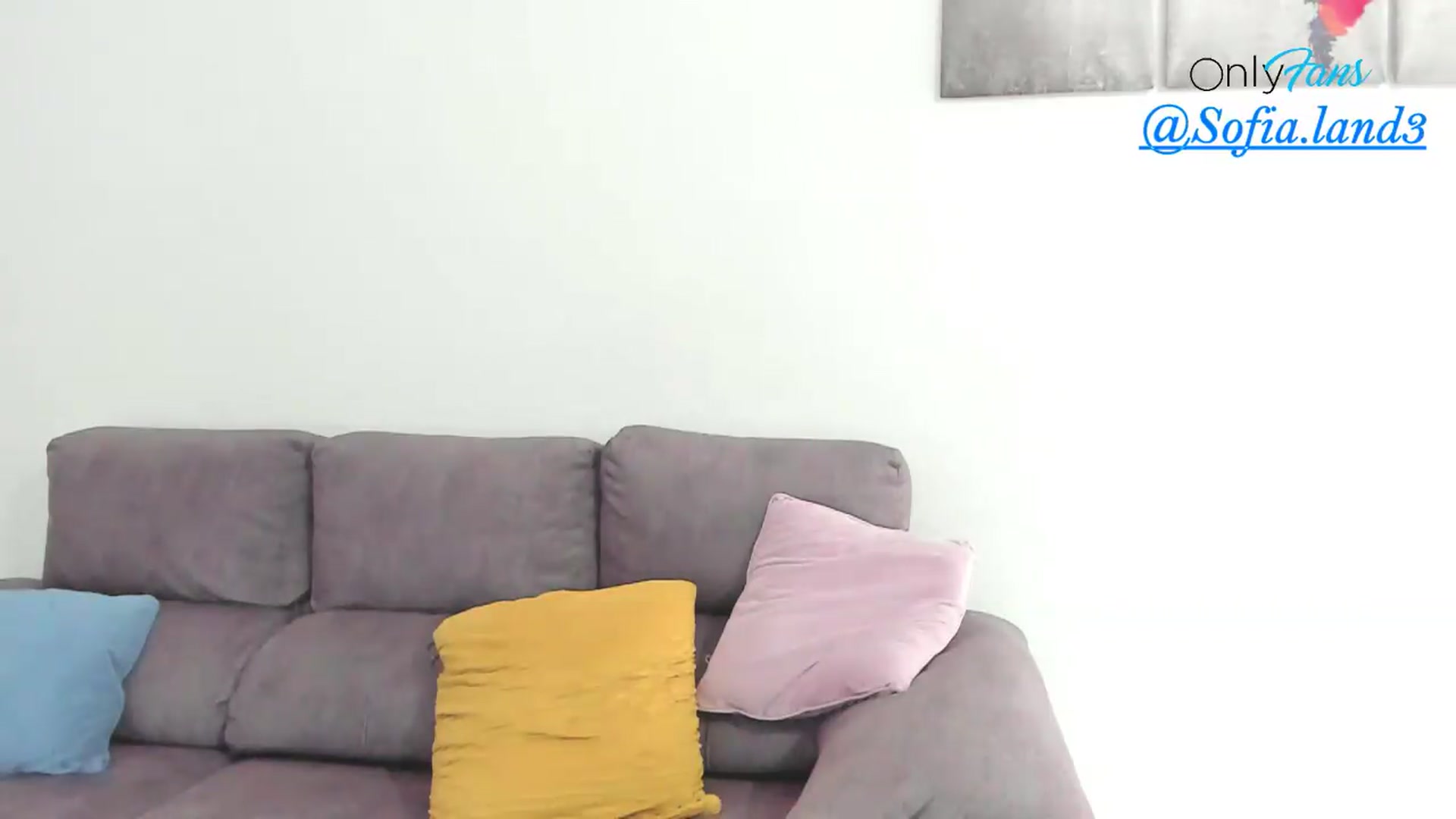 Gallery image thumbnail from pamela_land's myfreecams stream on, 05/14/2026, 15:57 image 15 of 20