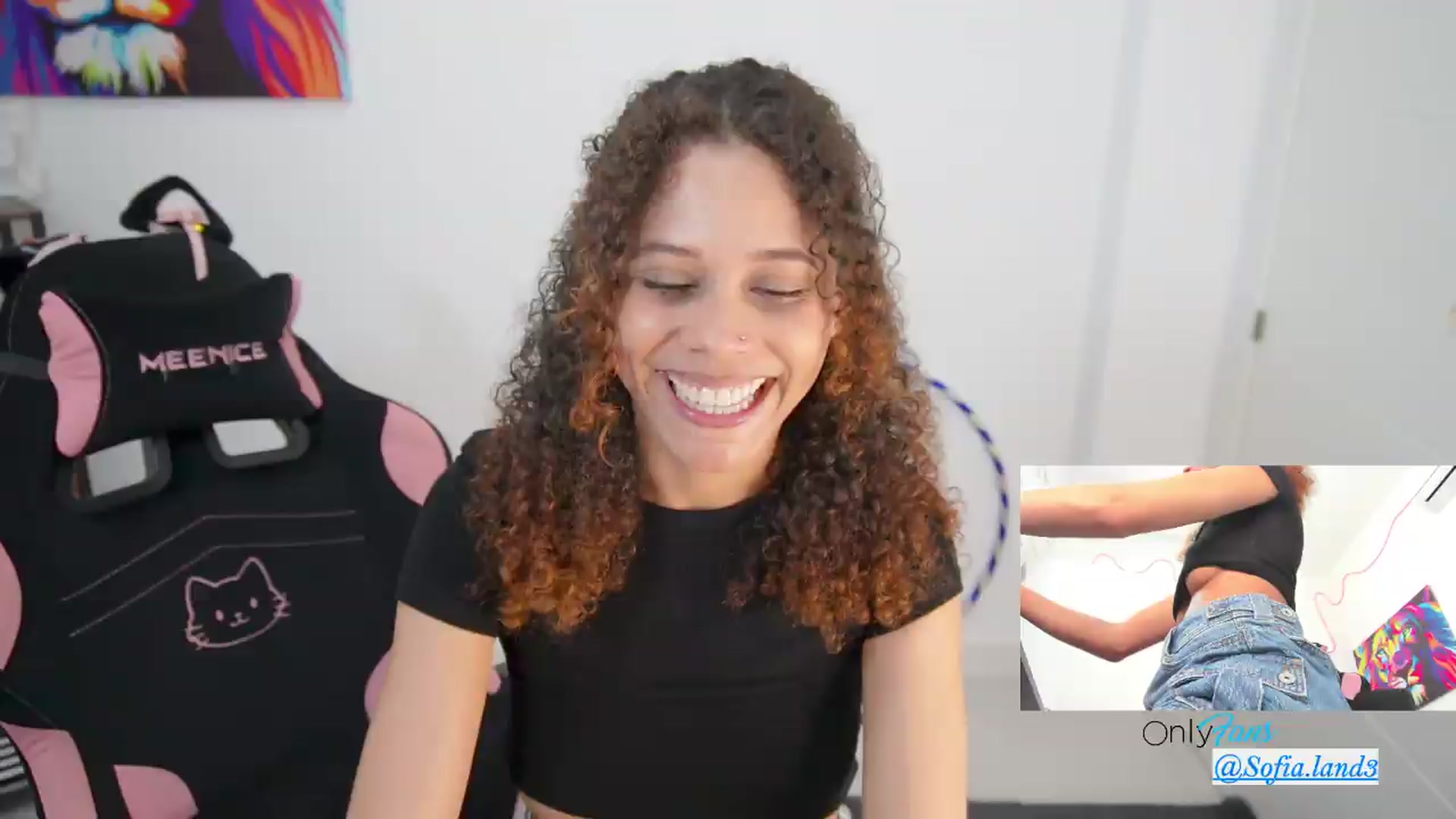 Gallery image thumbnail from pamela_land's myfreecams stream on, 06/21/2026, 23:03 image 18 of 20