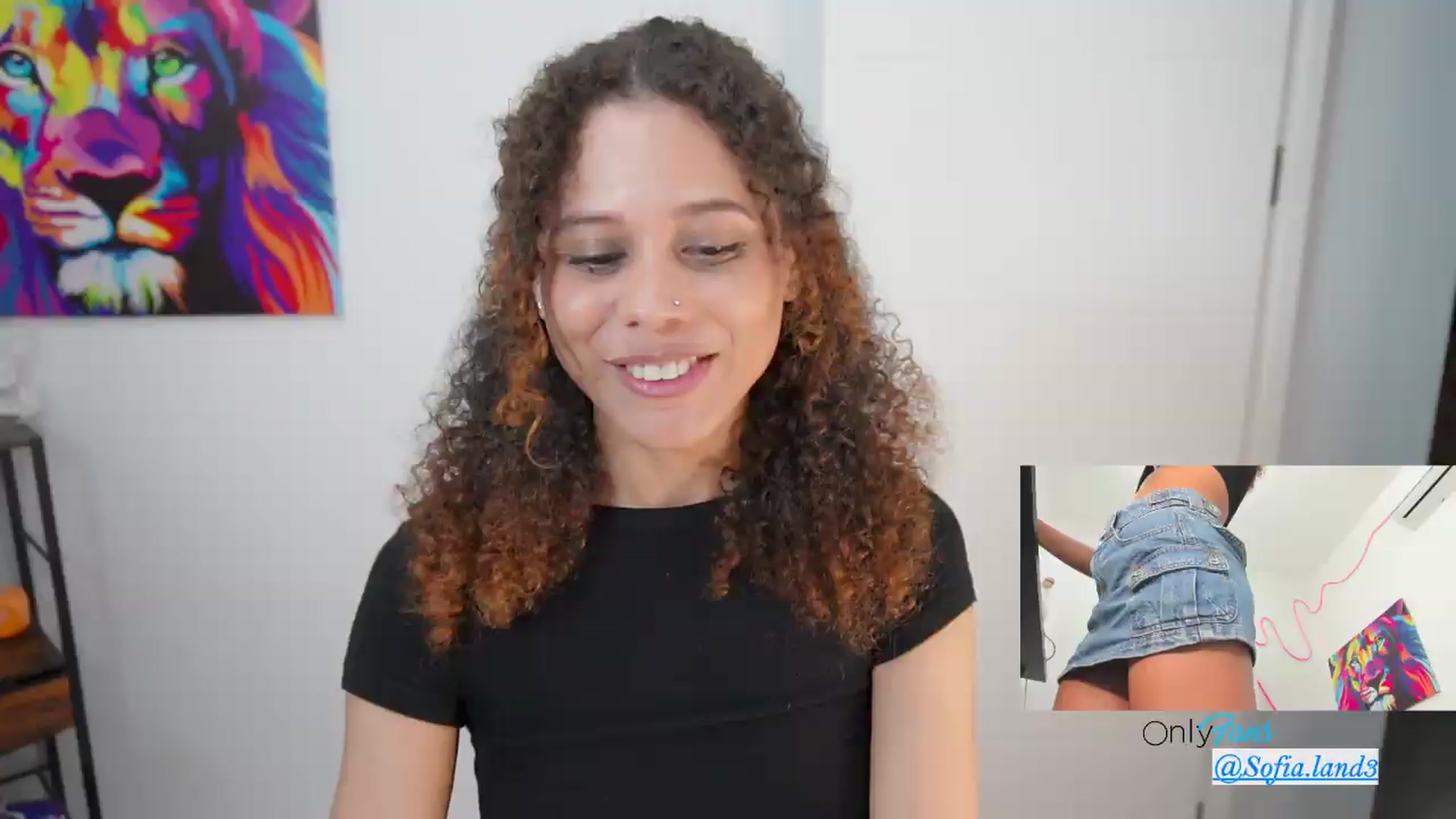 Gallery image thumbnail from pamela_land's myfreecams stream on, 06/22/2026, 24:25 image 19 of 20