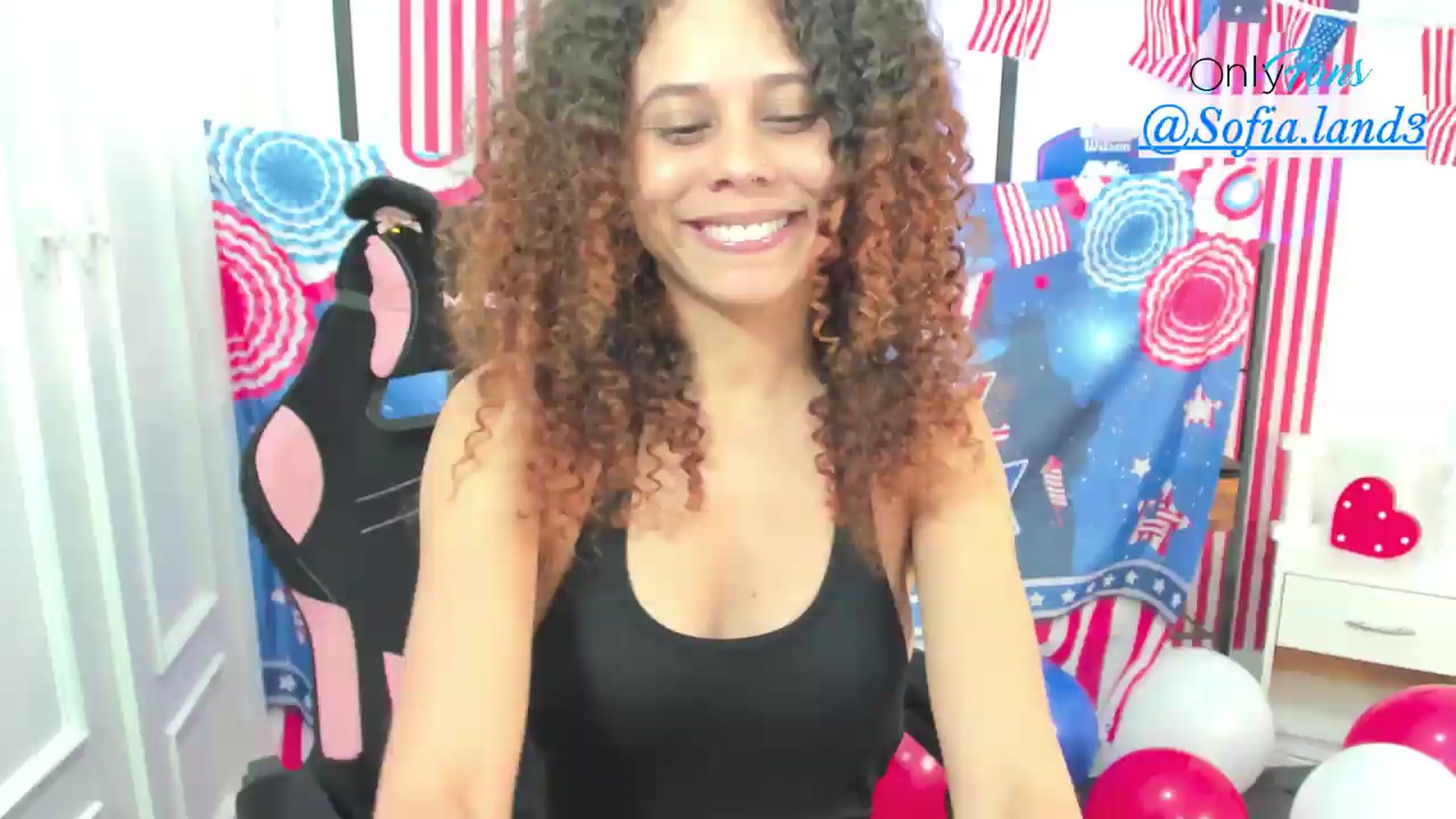 Gallery image thumbnail from pamela_land's myfreecams stream on, 07/11/2026, 24:03 image 1 of 20