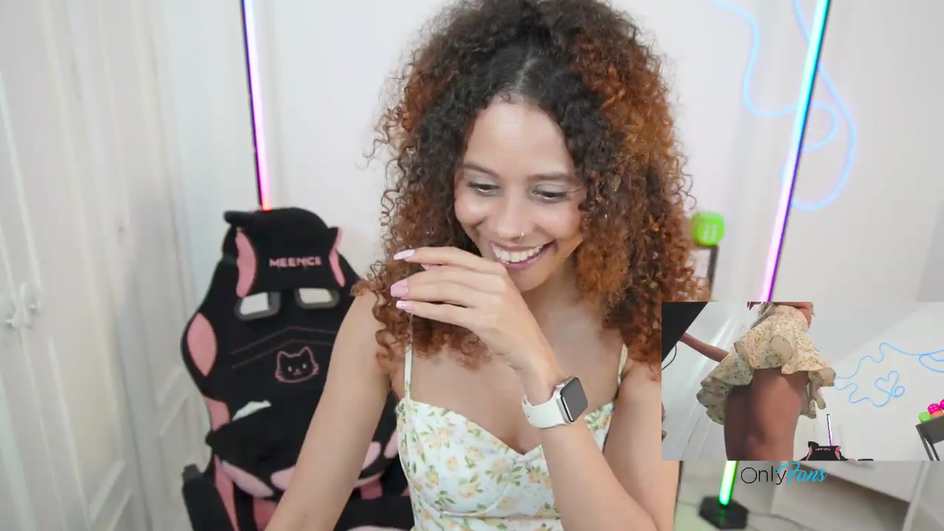Gallery image thumbnail from pamela_land's myfreecams stream on, 08/15/2026, 02:35 image 9 of 20