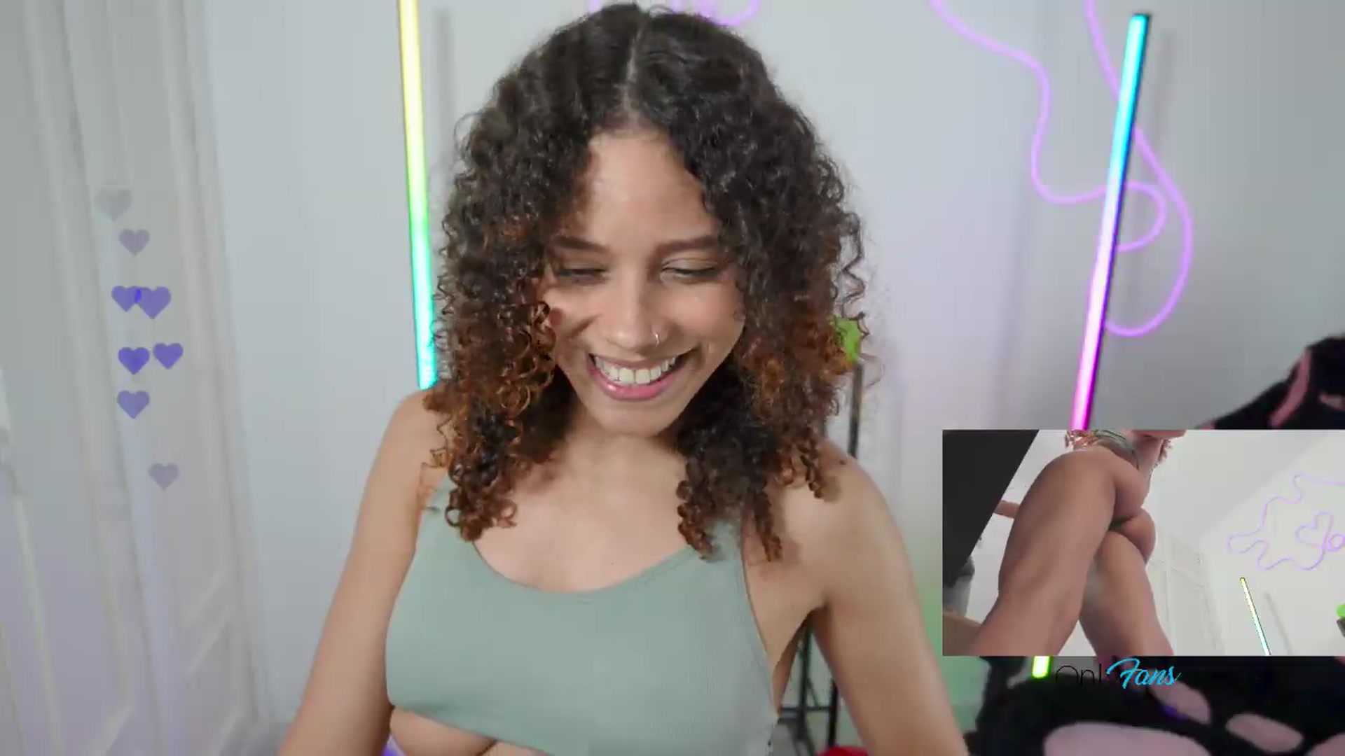 Gallery image thumbnail from pamela_land's myfreecams stream on, 08/22/2026, 24:25 image 9 of 20