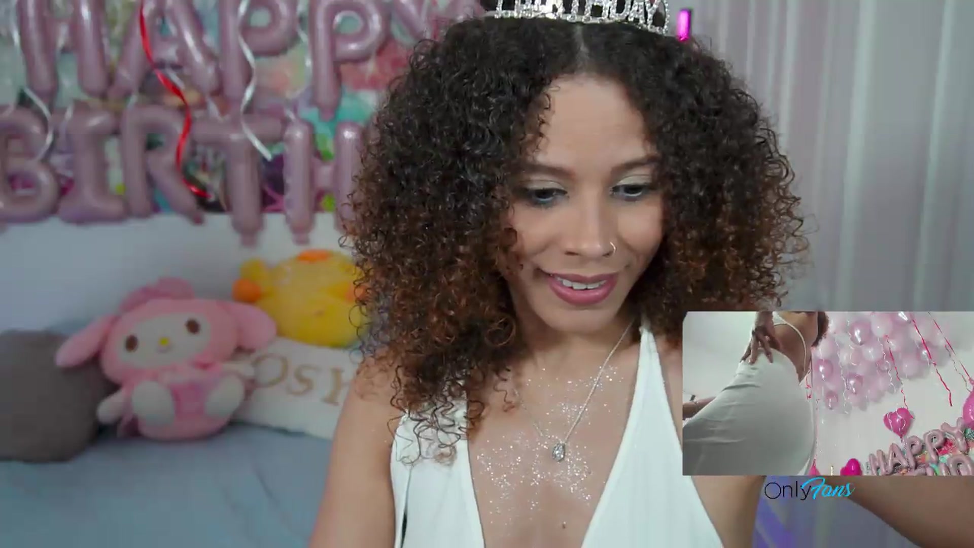 Gallery image thumbnail from pamela_land's myfreecams stream on, 08/31/2026, 02:58 image 9 of 20
