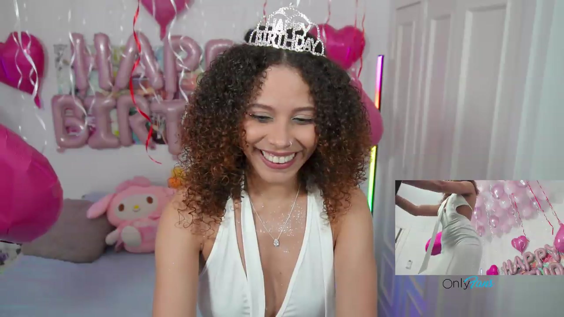 Gallery image thumbnail from pamela_land's myfreecams stream on, 08/31/2026, 02:58 image 4 of 20