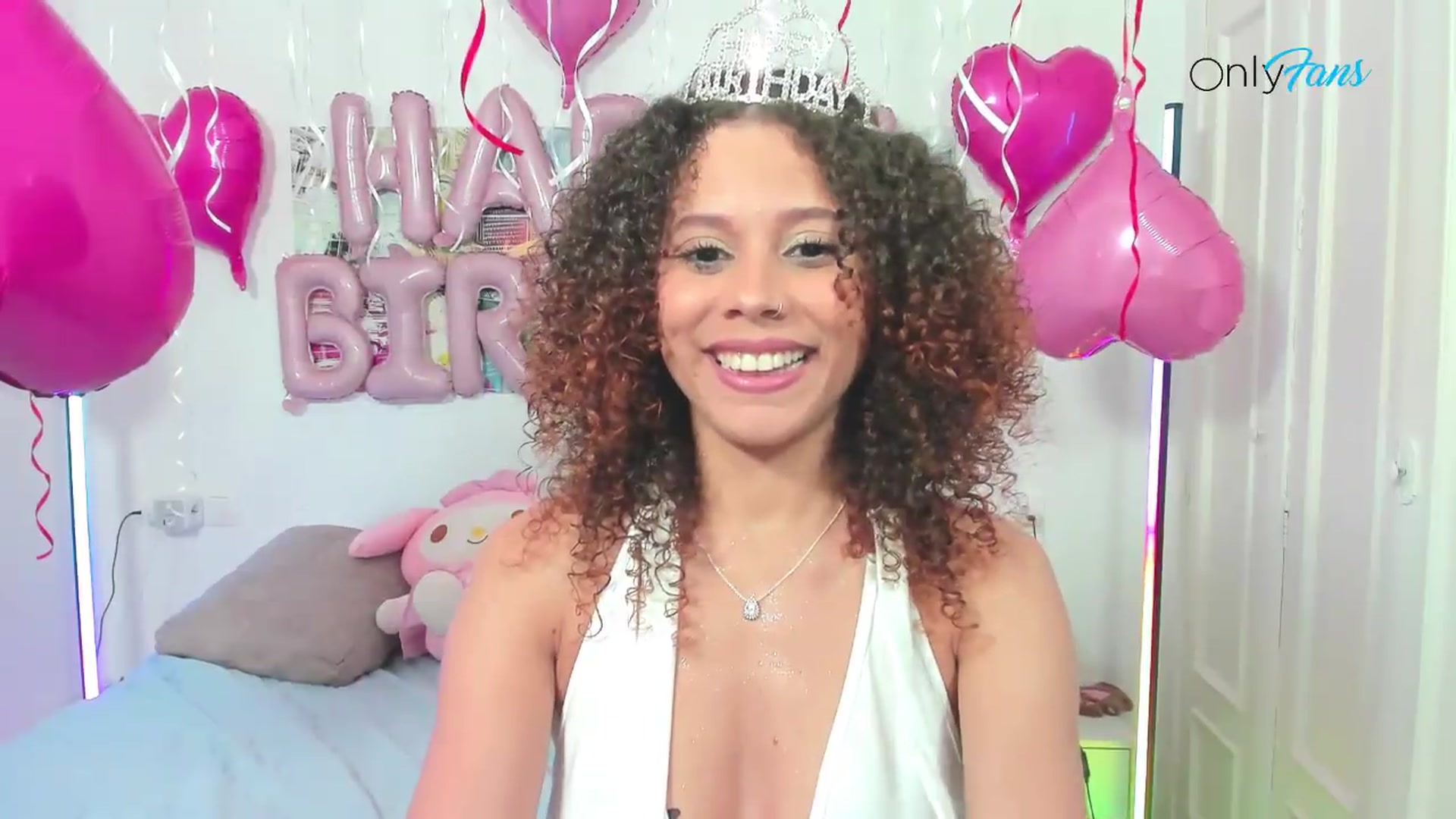 Gallery image thumbnail from pamela_land's myfreecams stream on, 08/31/2026, 04:41 image 7 of 20