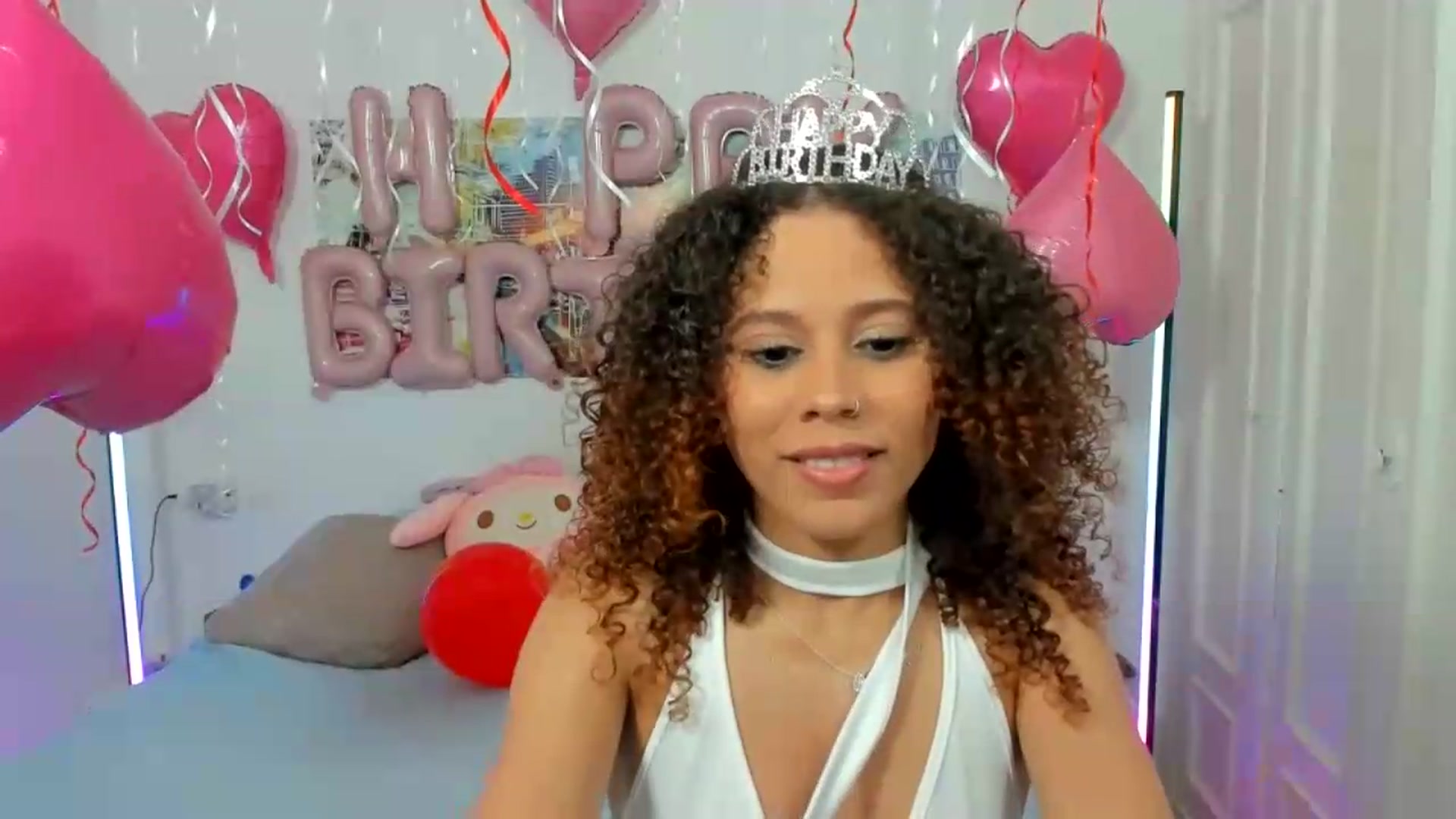 Gallery image thumbnail from pamela_land's myfreecams stream on, 08/31/2026, 05:18 image 2 of 20