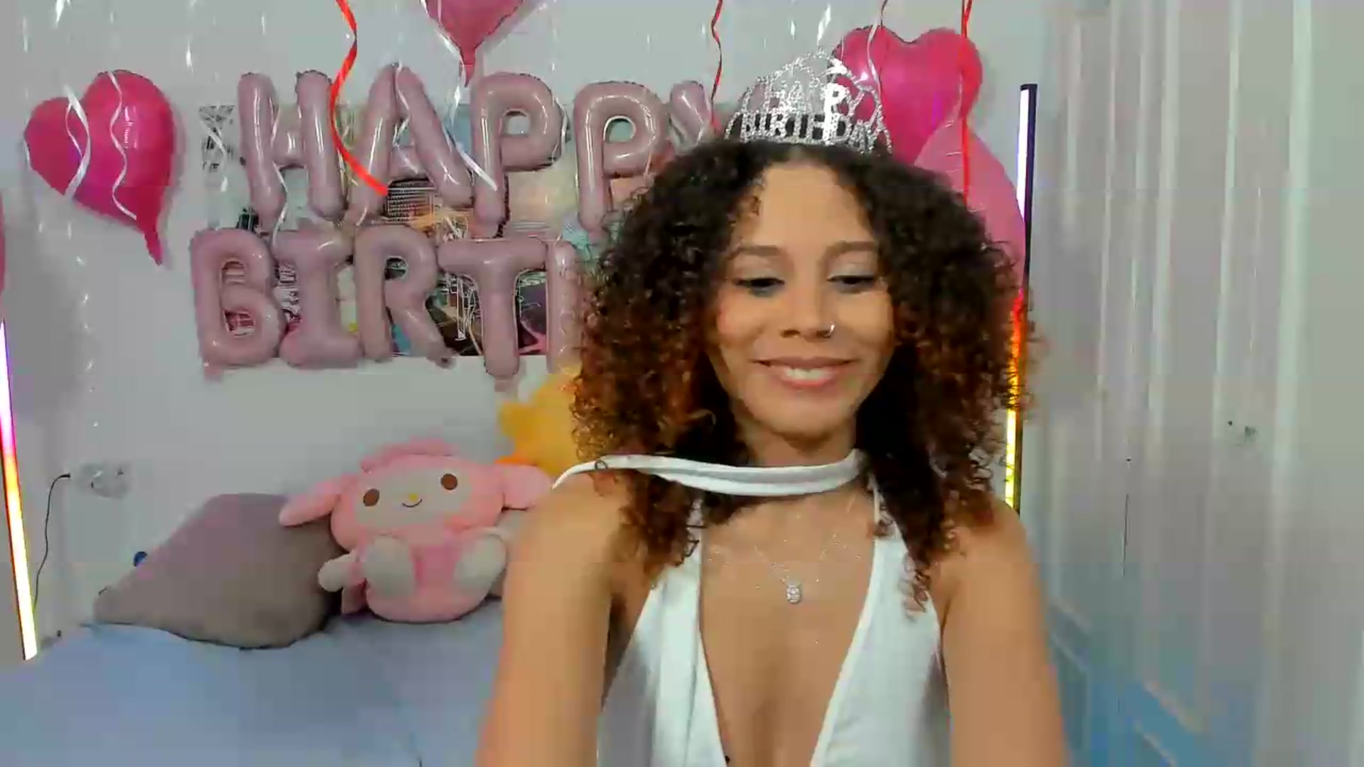 Gallery image thumbnail from pamela_land's myfreecams stream on, 08/31/2026, 05:18 image 10 of 20