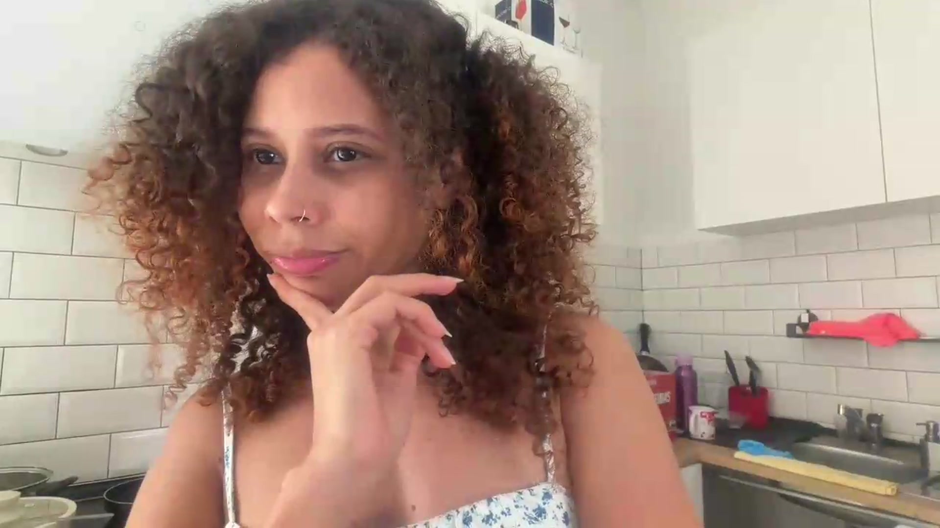 Gallery image thumbnail from pamela_land's myfreecams stream on, 10/02/2026, 14:21 image 10 of 20