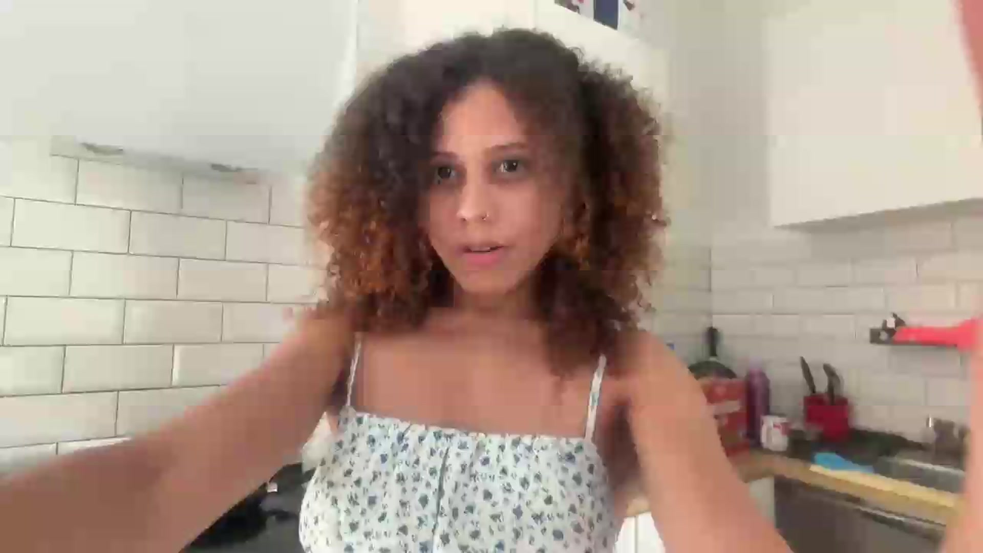 Gallery image thumbnail from pamela_land's myfreecams stream on, 10/02/2026, 14:21 image 8 of 20