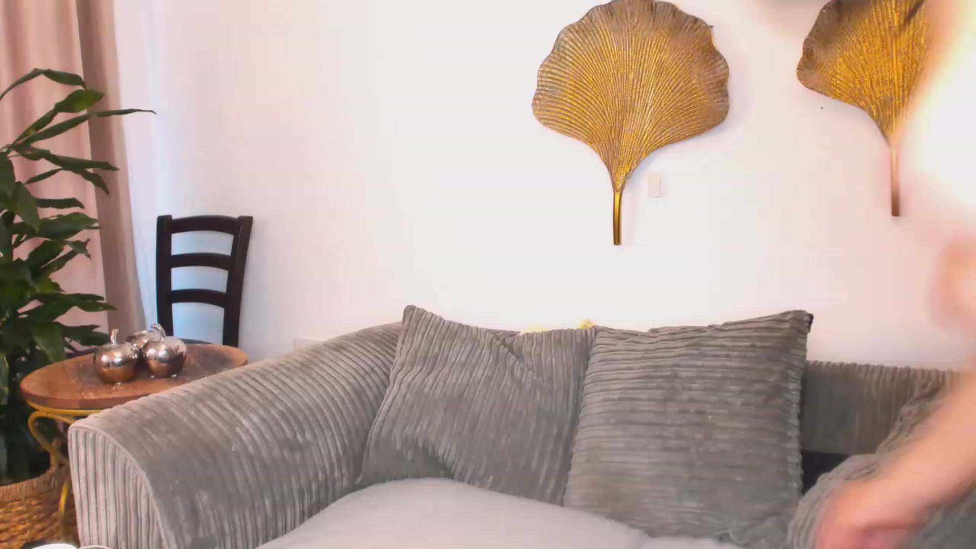 Gallery image thumbnail from pamella_4u's myfreecams stream on, 05/24/2023, 15:01 image 2 of 20