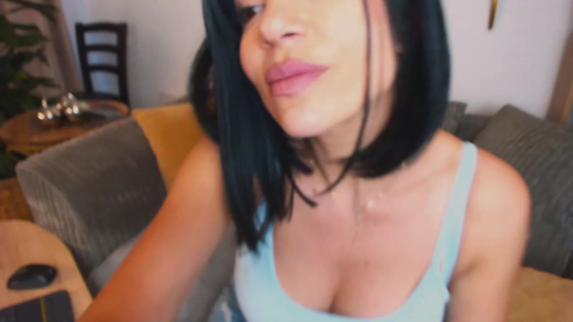 Gallery image thumbnail from pamella_4u's myfreecams stream on, 07/01/2023, 17:44 image 6 of 20
