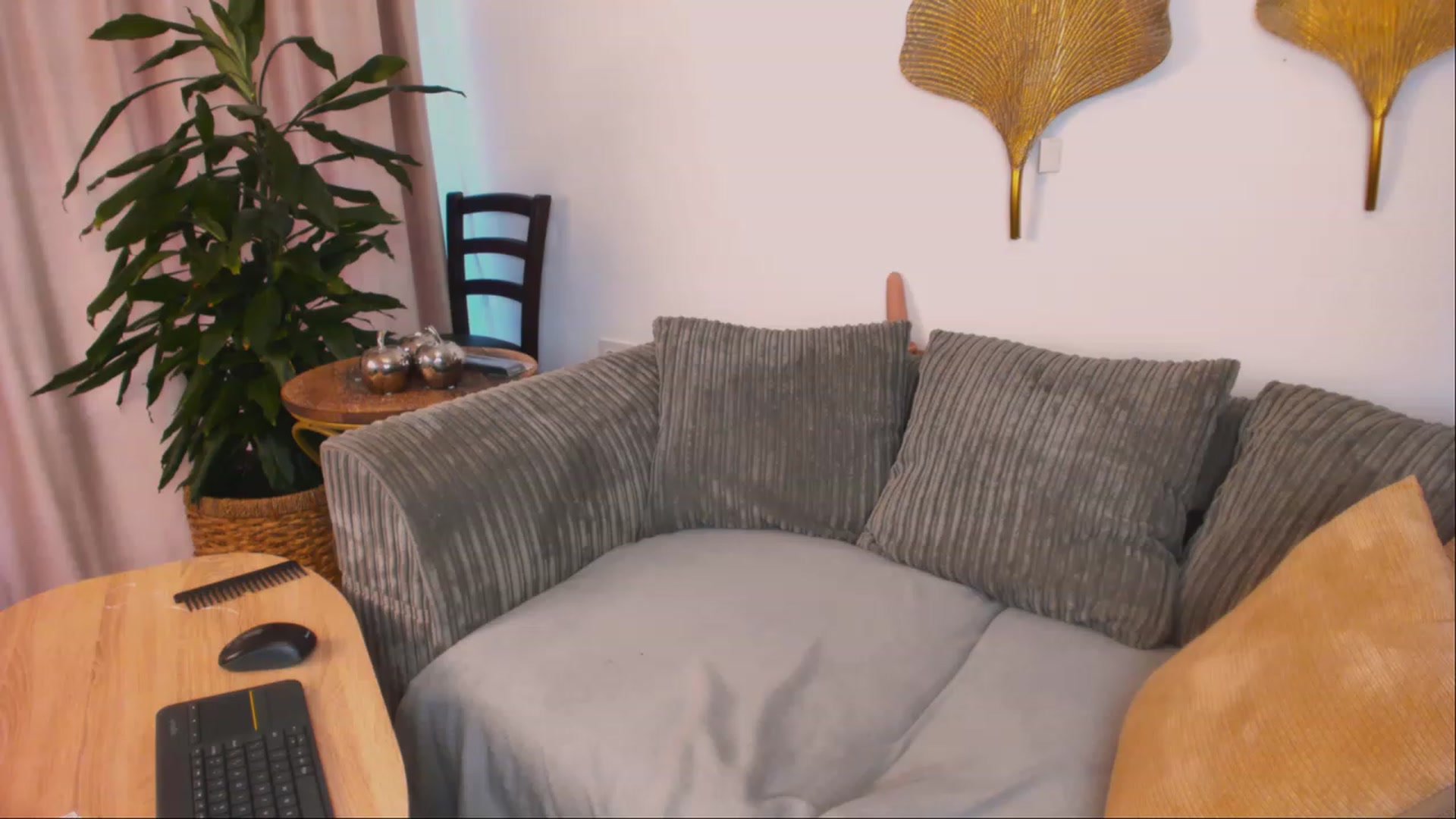 Gallery image thumbnail from pamella_4u's myfreecams stream on, 07/07/2023, 14:14 image 7 of 20