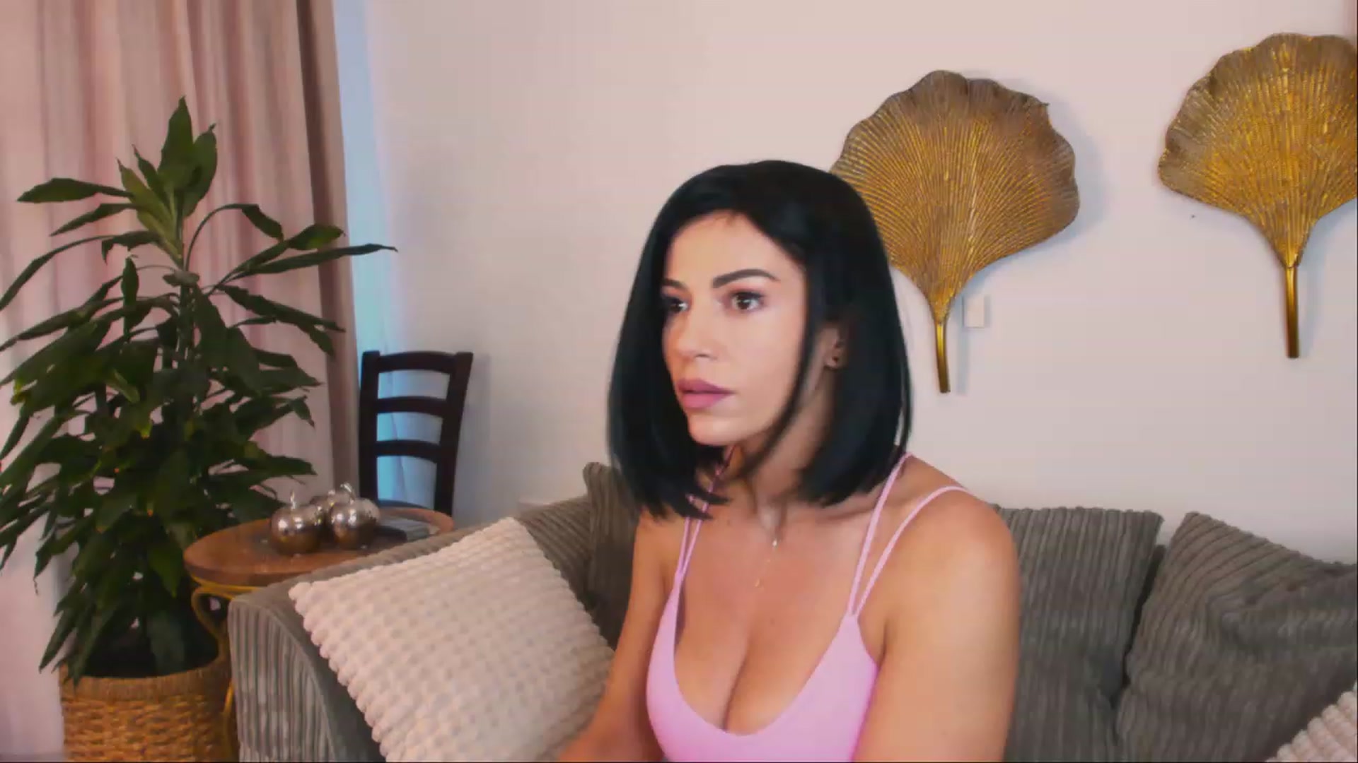 Gallery image thumbnail from pamella_4u's myfreecams stream on, 07/12/2023, 12:01 image 14 of 20