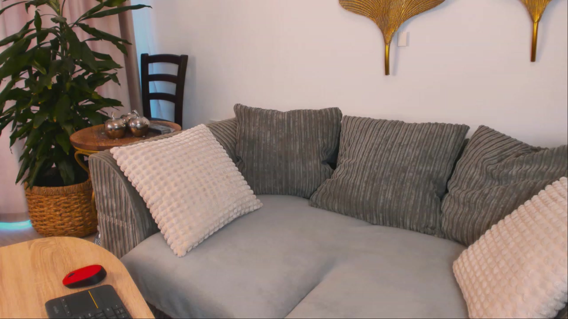 Gallery image thumbnail from pamella_4u's myfreecams stream on, 07/12/2023, 12:01 image 8 of 20
