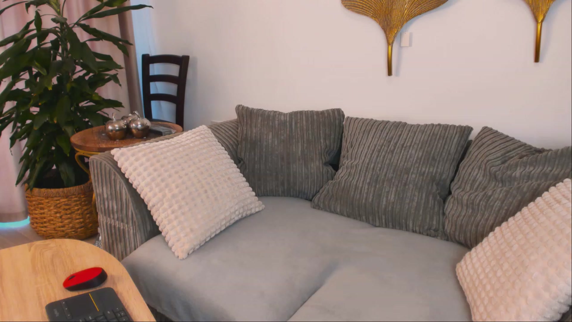 Gallery image thumbnail from pamella_4u's myfreecams stream on, 07/12/2023, 12:01 image 6 of 20