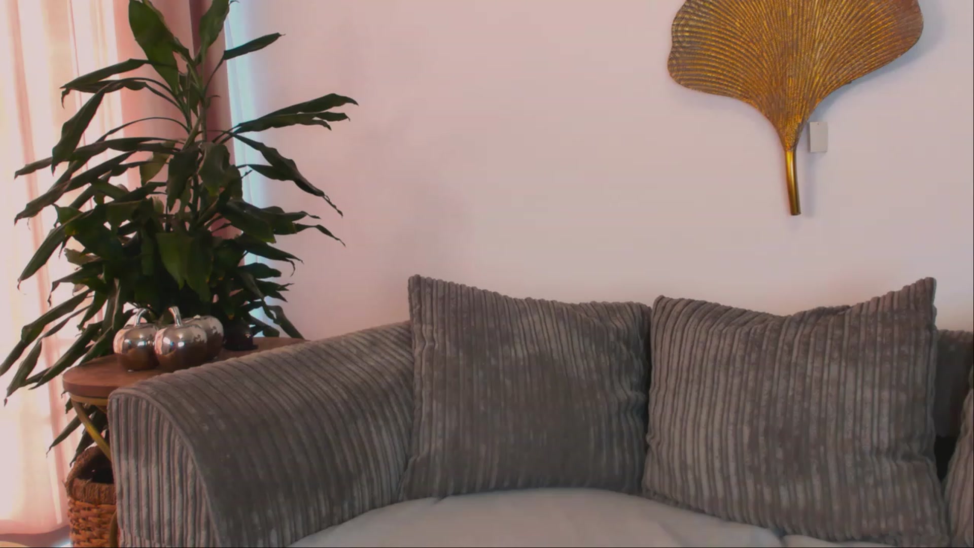 Gallery image thumbnail from pamella_4u's myfreecams stream on, 07/28/2023, 16:26 image 16 of 20