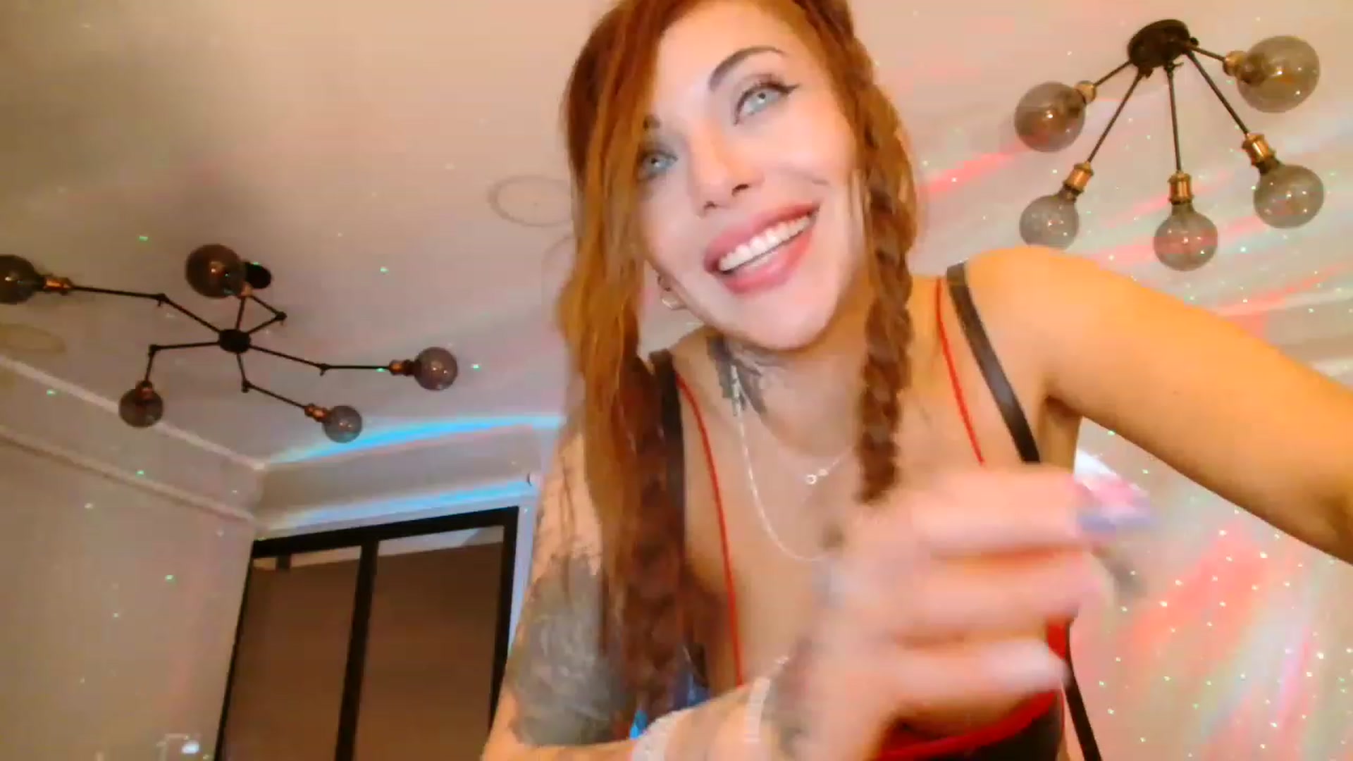 Gallery image thumbnail from panther_queen's myfreecams stream on, 11/16/2022, 08:33 image 17 of 20