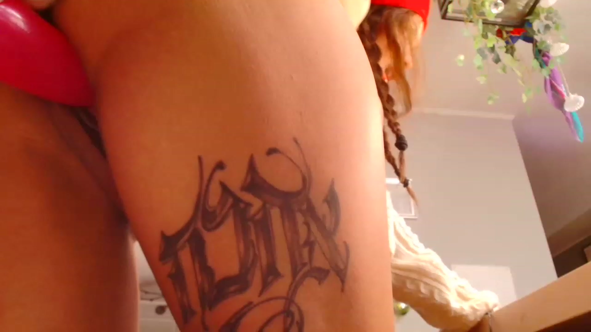 Gallery image thumbnail from panther_queen's myfreecams stream on, 11/16/2022, 08:32 image 19 of 20