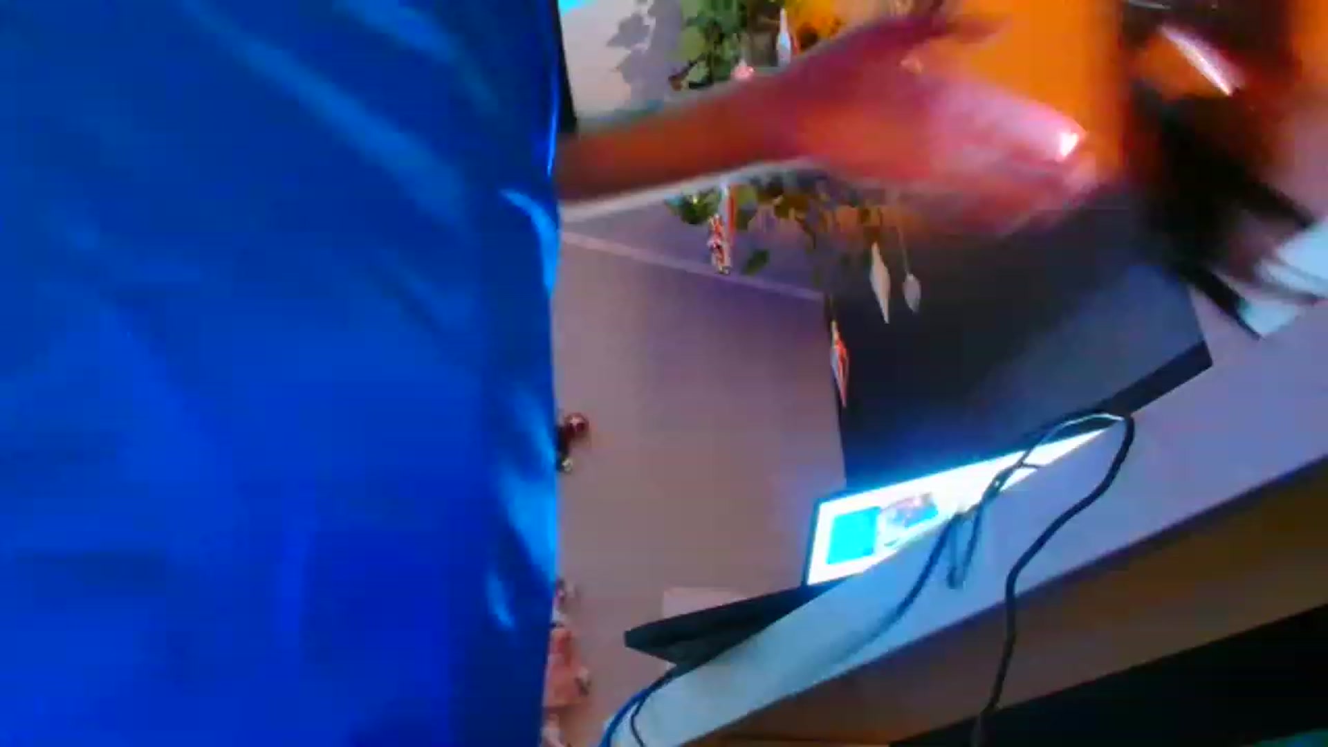 Gallery image thumbnail from panther_queen's myfreecams stream on, 11/24/2022, 03:02 image 1 of 20