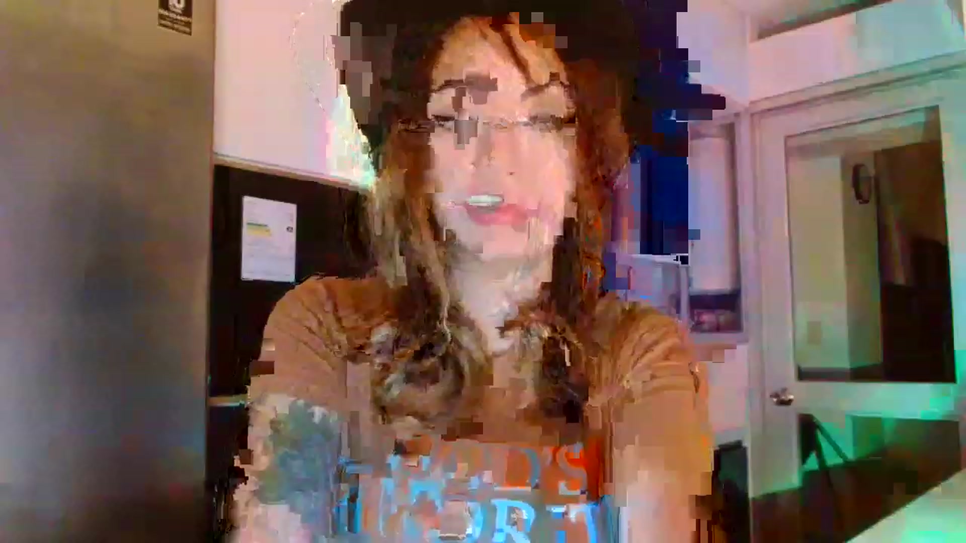 Gallery image thumbnail from panther_queen's myfreecams stream on, 11/29/2022, 07:37 image 20 of 20