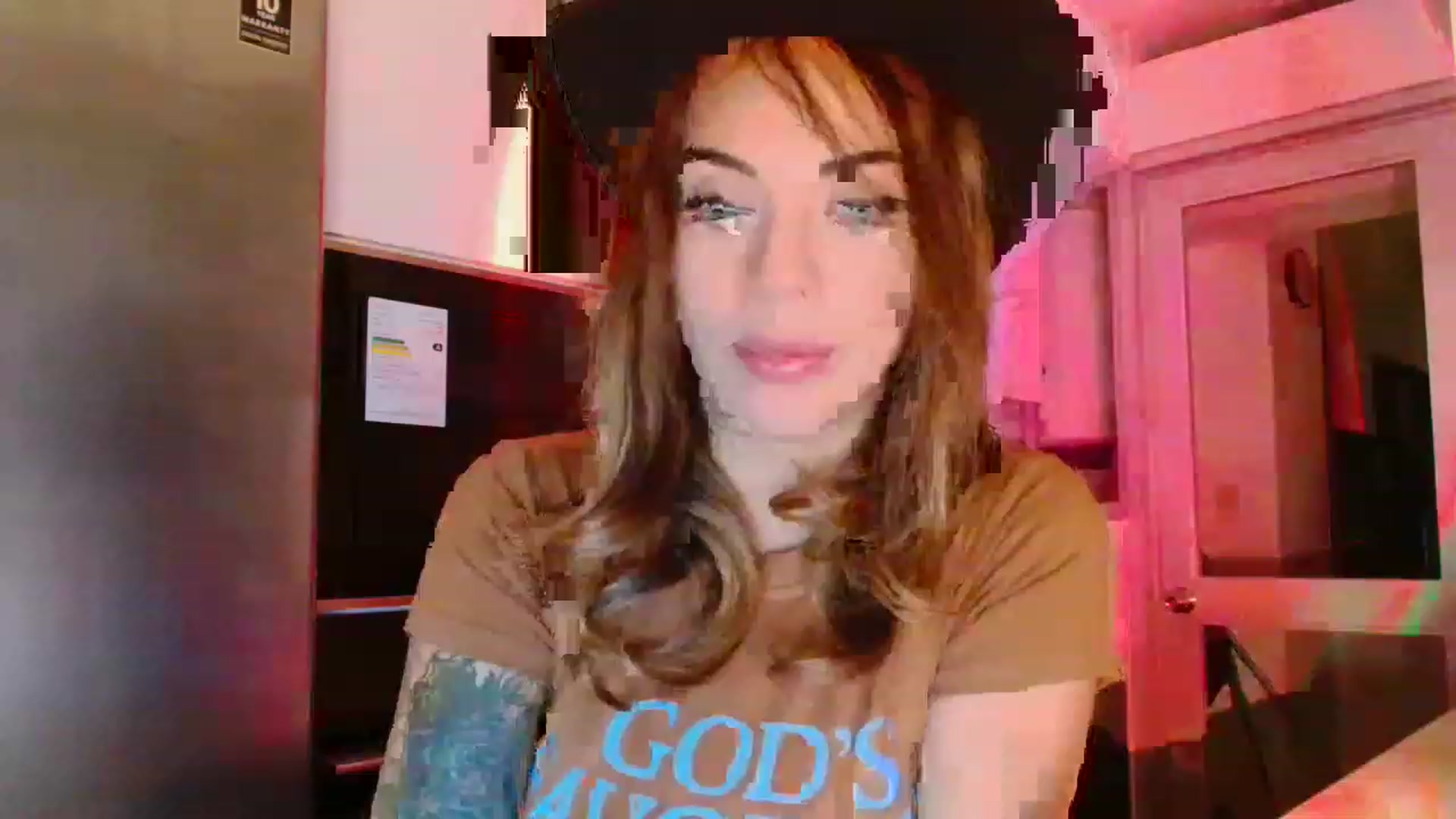 Gallery image thumbnail from panther_queen's myfreecams stream on, 11/29/2022, 07:37 image 18 of 20