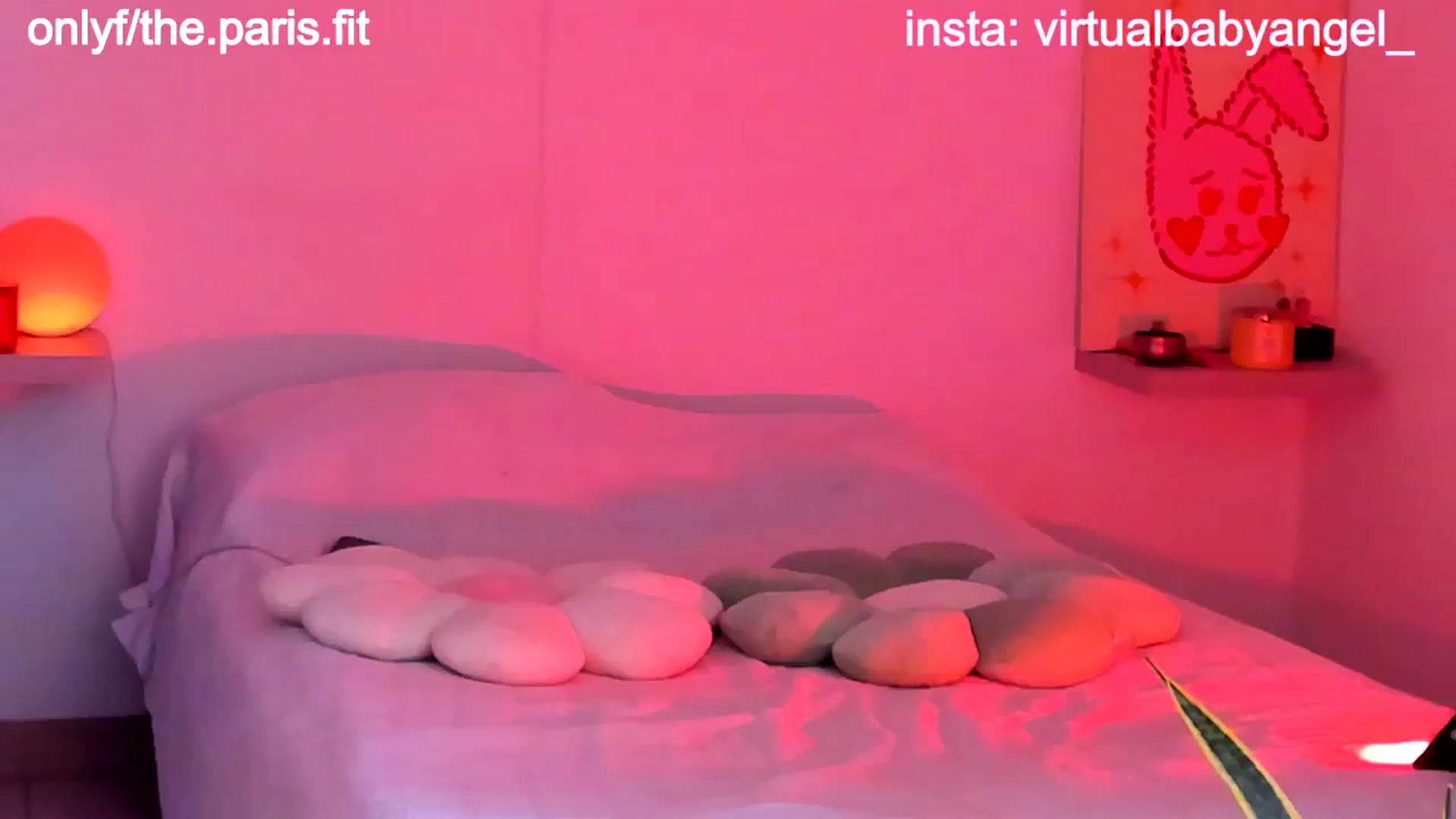 Gallery image thumbnail from paris_texas's myfreecams stream on, 07/17/2024, 22:31 image 16 of 20