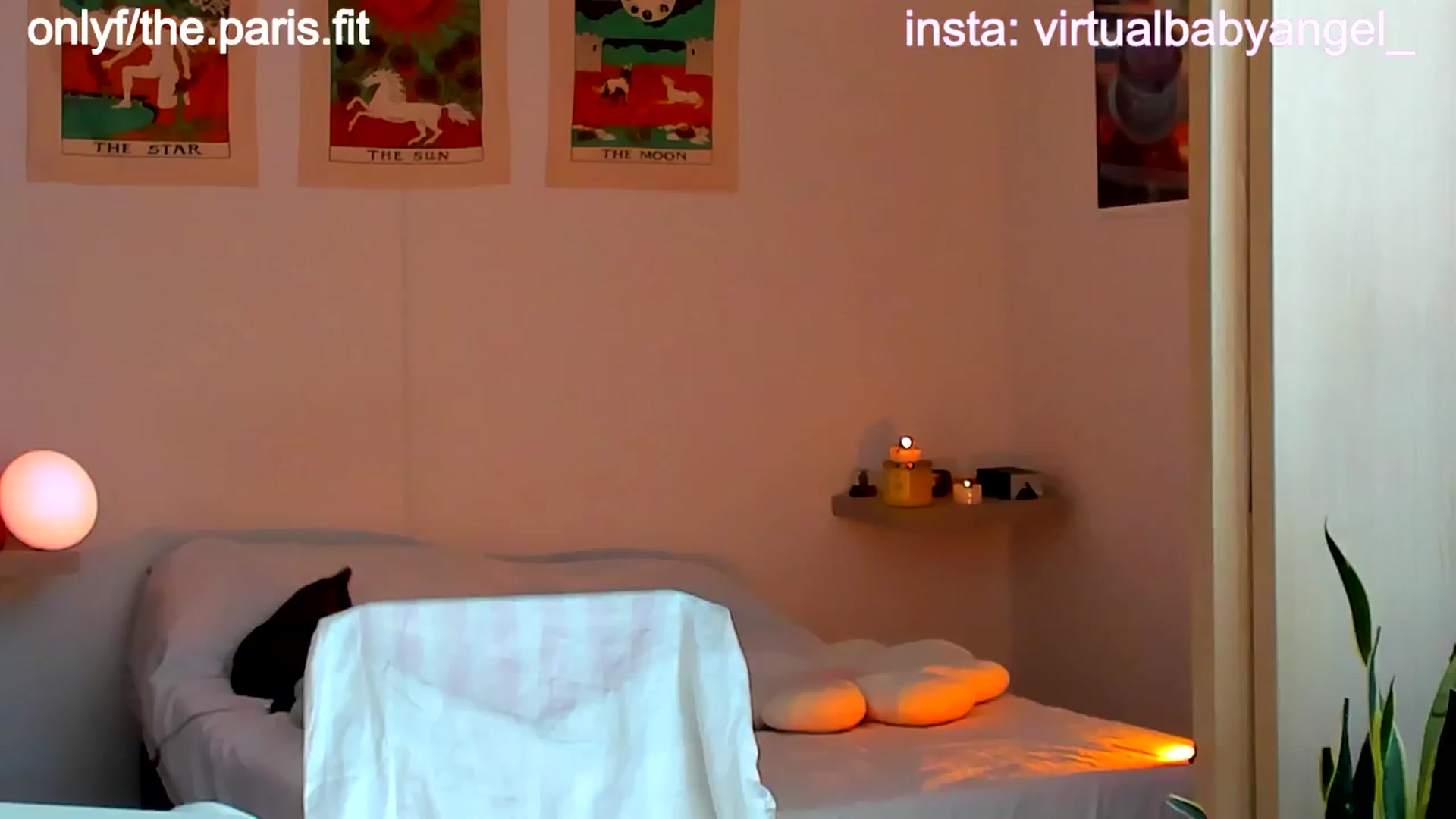 Gallery image thumbnail from paris_texas's myfreecams stream on, 09/24/2024, 19:05 image 17 of 20