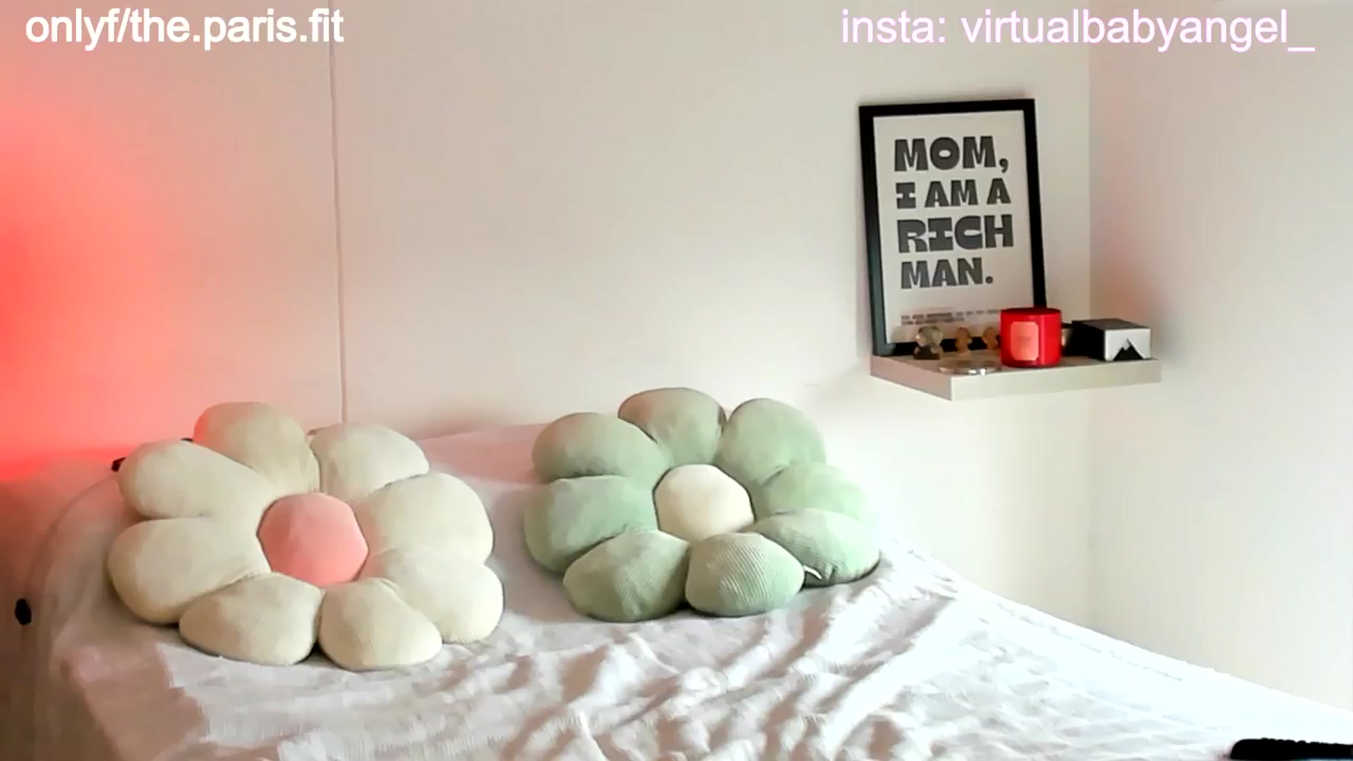 Gallery image thumbnail from paris_texas's myfreecams stream on, 12/12/2024, 19:59 image 18 of 20