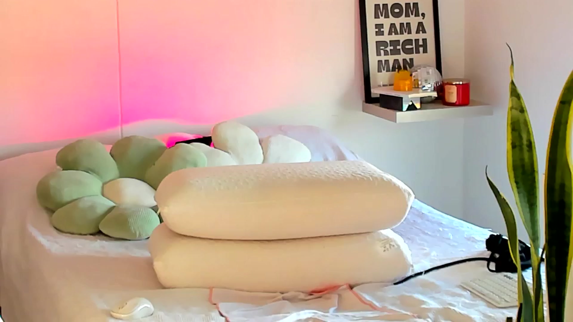 Gallery image thumbnail from paris_texas's myfreecams stream on, 06/29/2025, 15:30 image 16 of 20