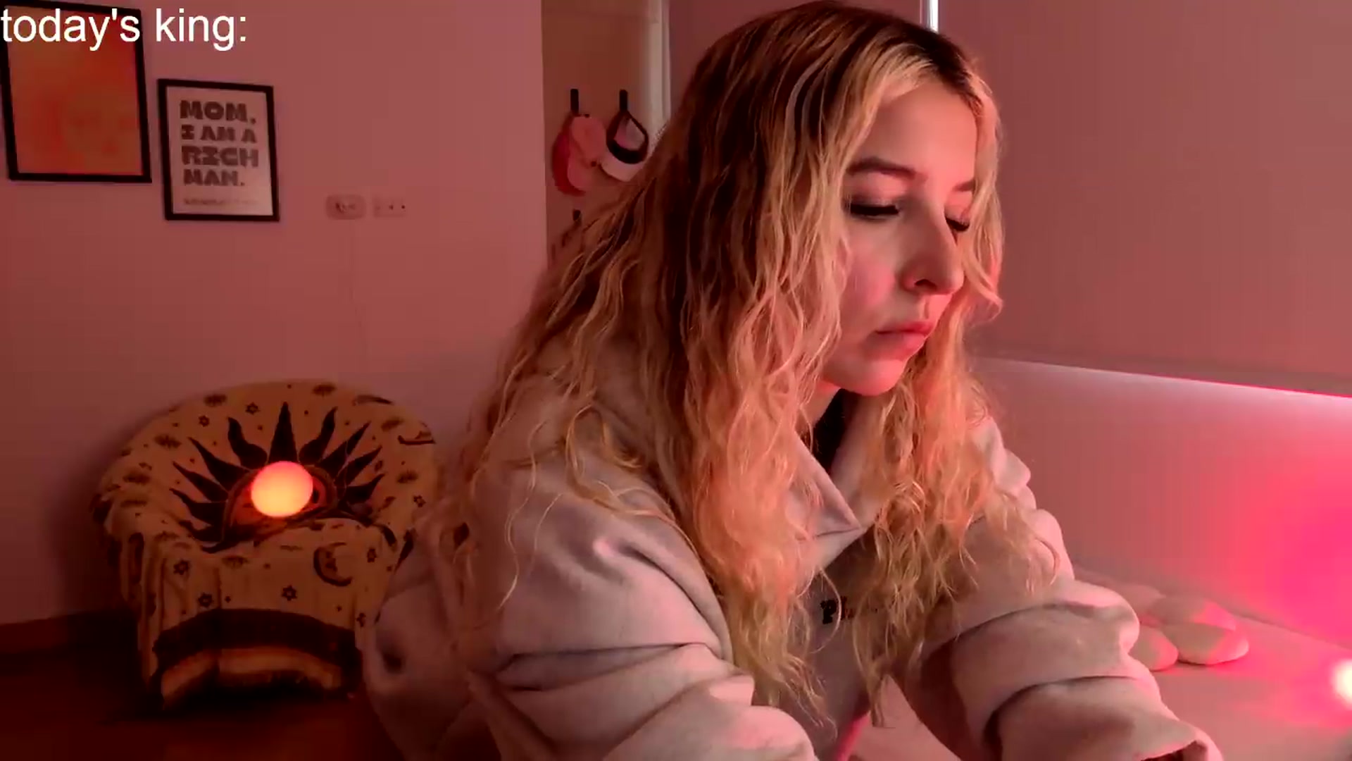 Gallery image thumbnail from paris_texas's myfreecams stream on, 06/20/2026, 17:22 image 16 of 20