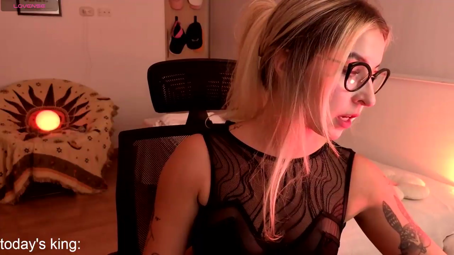 Gallery image thumbnail from paris_texas's myfreecams stream on, 07/29/2026, 23:28 image 17 of 20
