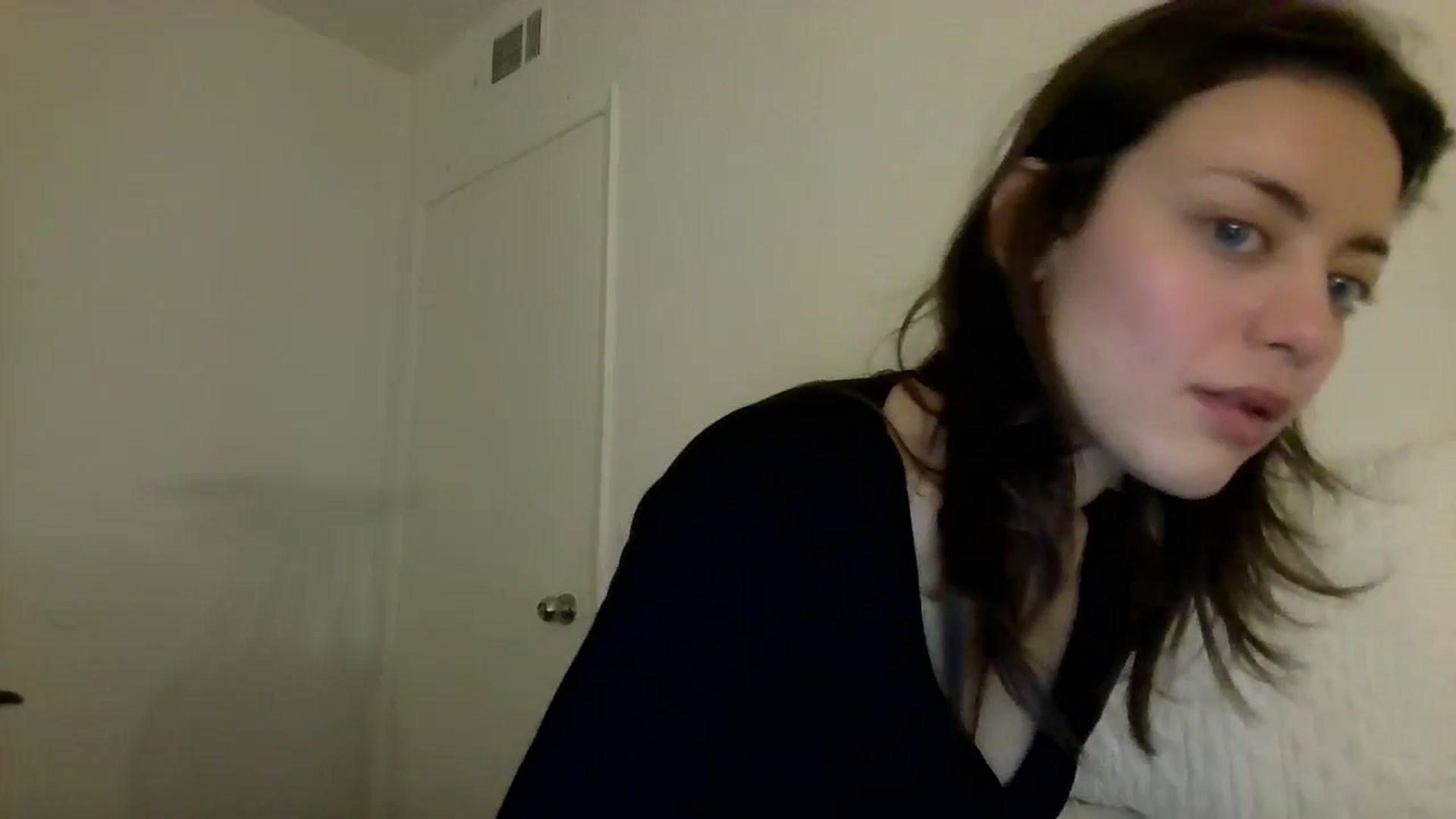 Gallery image thumbnail from partybunny's myfreecams stream on, 08/29/2024, 11:25 image 11 of 20