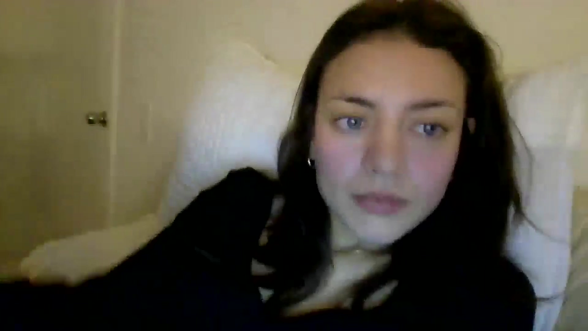 Gallery image thumbnail from partybunny's myfreecams stream on, 08/29/2024, 11:25 image 15 of 20