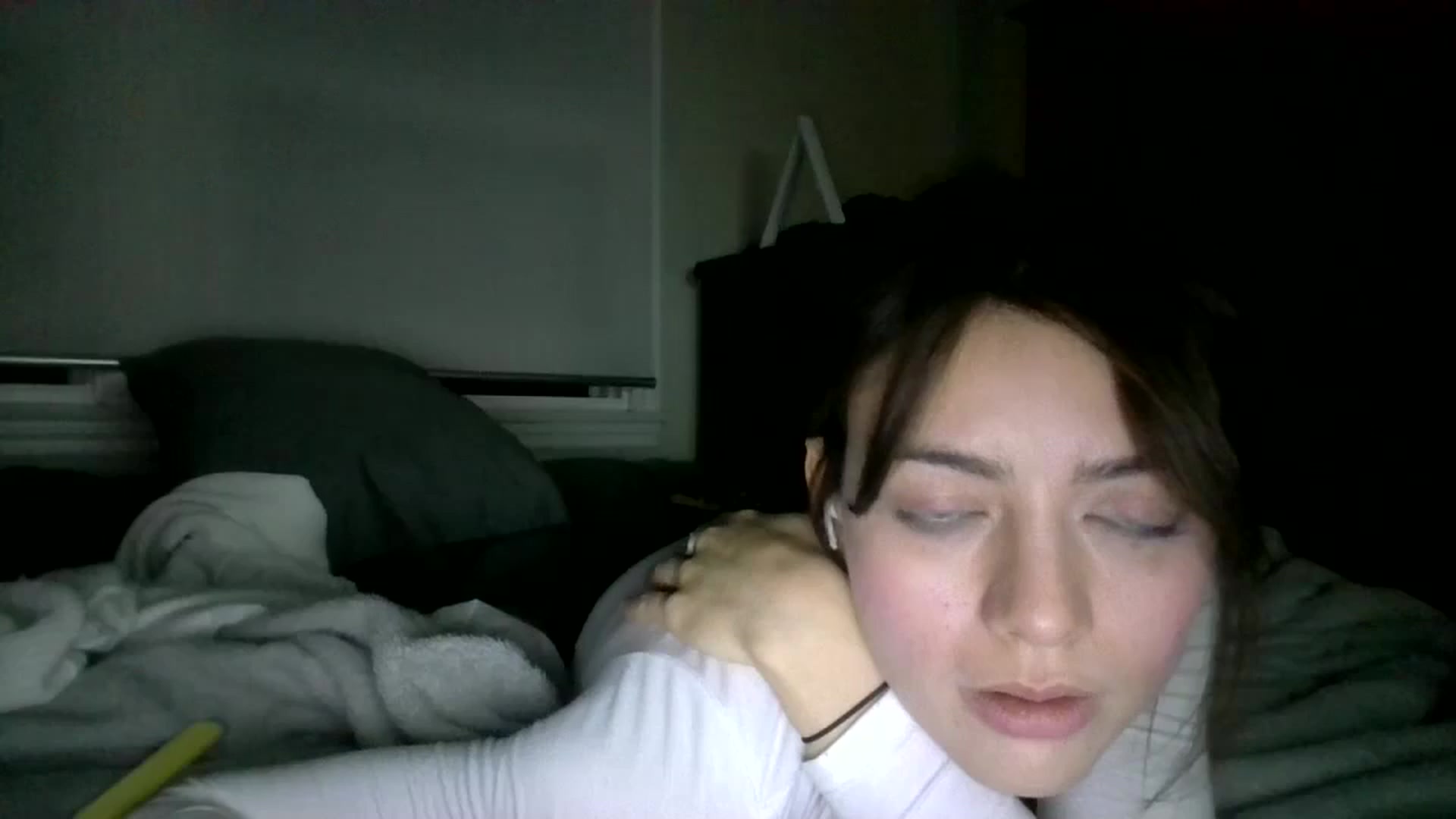 Gallery image thumbnail from partybunny's myfreecams stream on, 09/28/2024, 03:19 image 13 of 20
