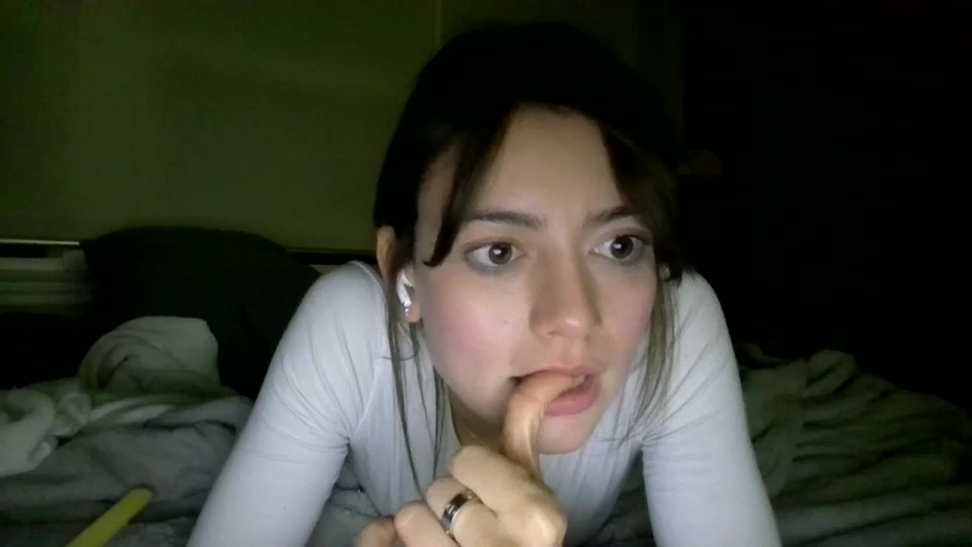 Gallery image thumbnail from partybunny's myfreecams stream on, 09/28/2024, 03:19 image 12 of 20