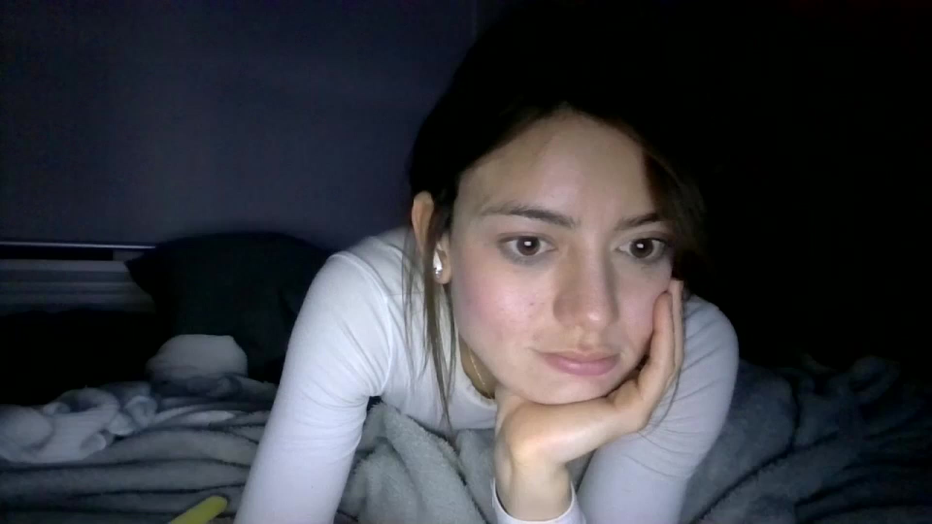 Gallery image thumbnail from partybunny's myfreecams stream on, 09/28/2024, 03:19 image 17 of 20